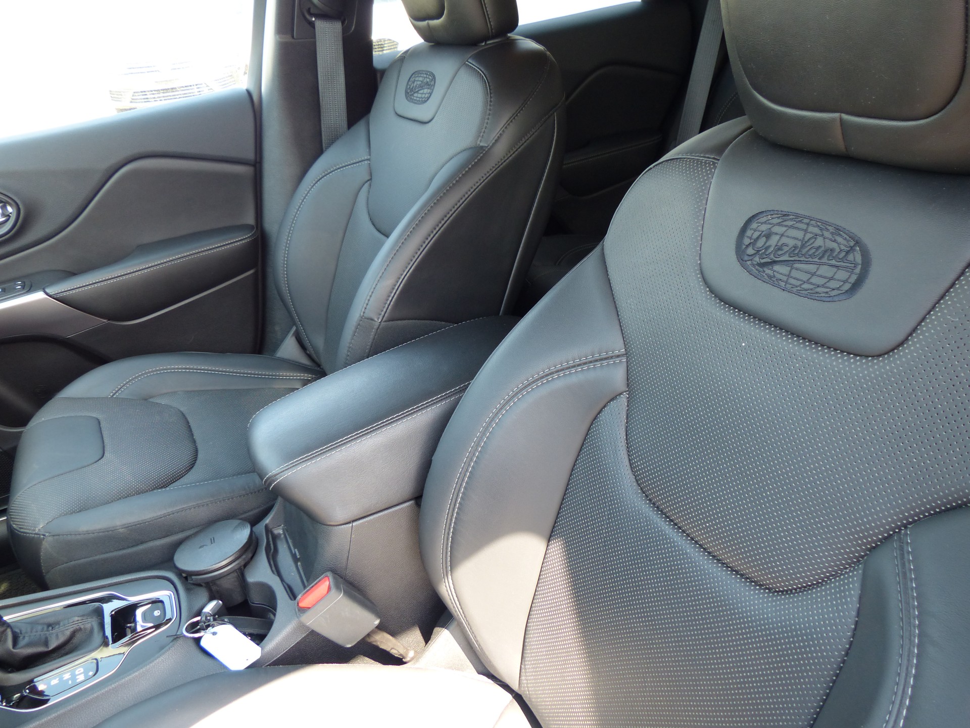 JEEP Cherokee 2.2MJ Overland AWD Drive I 9ATX-image-15