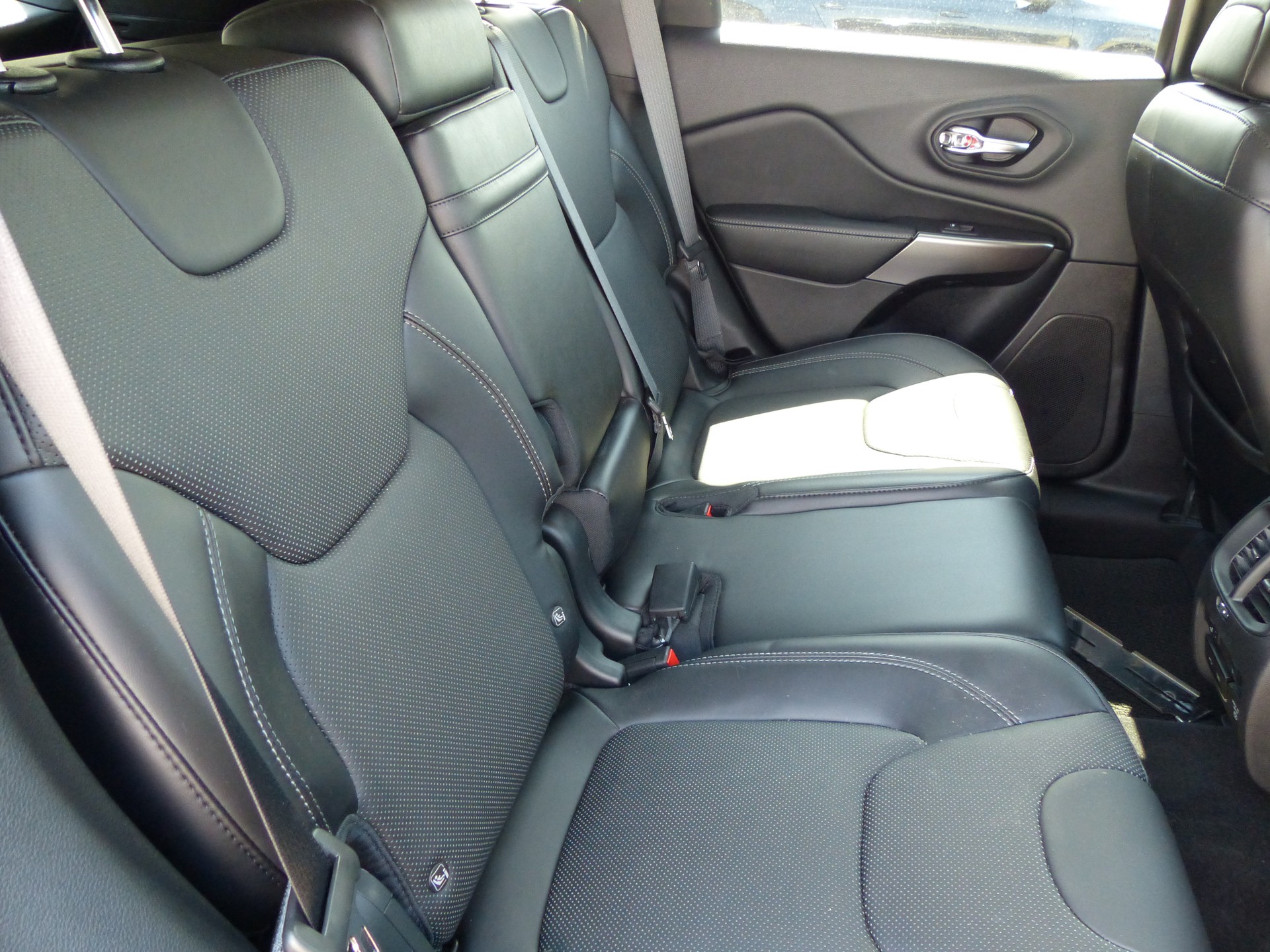 JEEP Cherokee 2.2MJ Overland AWD Drive I 9ATX-image-11