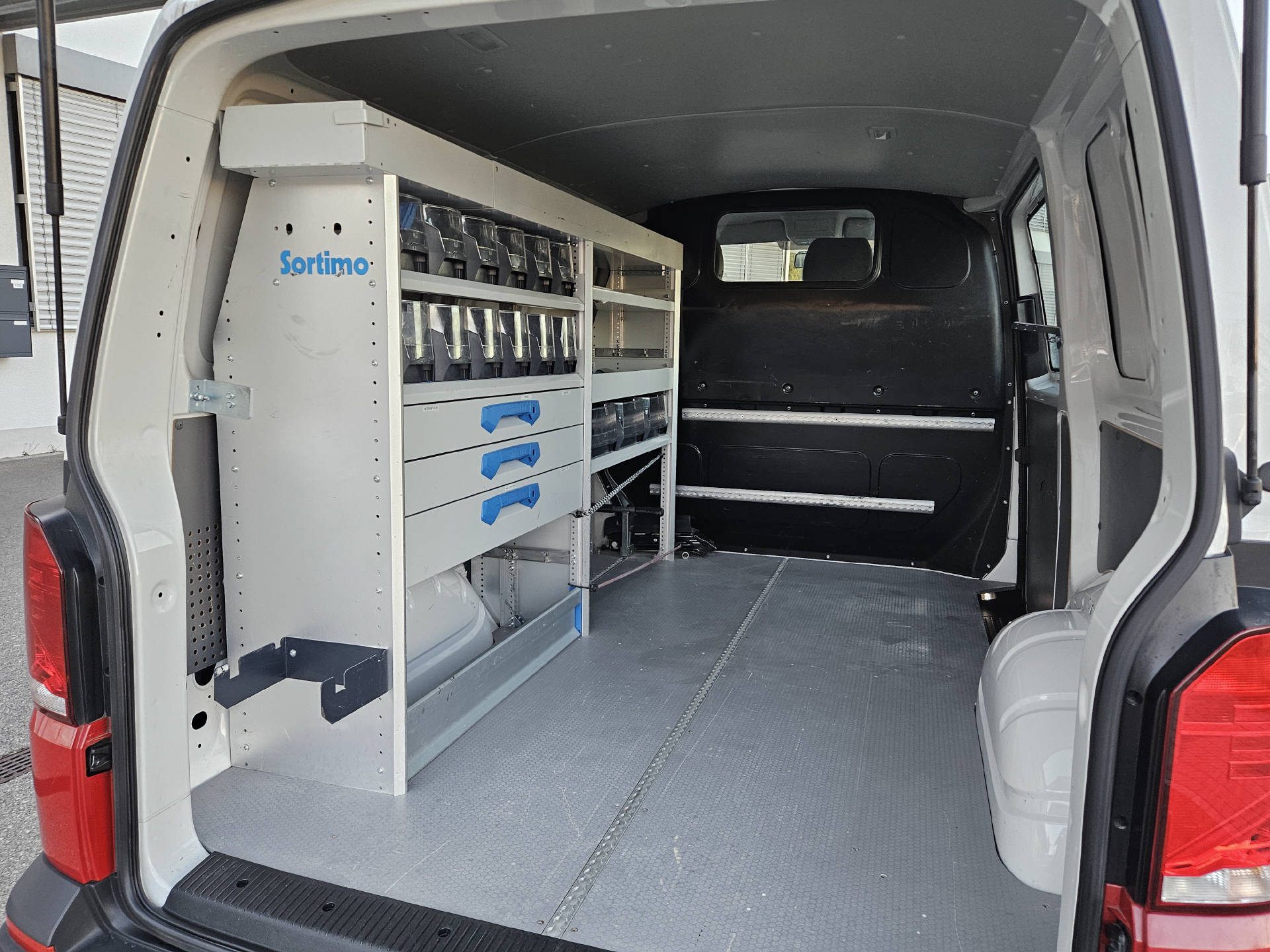 VW T6.1 Kaw. 3000 2.0 TDI 150 4motion-image-9