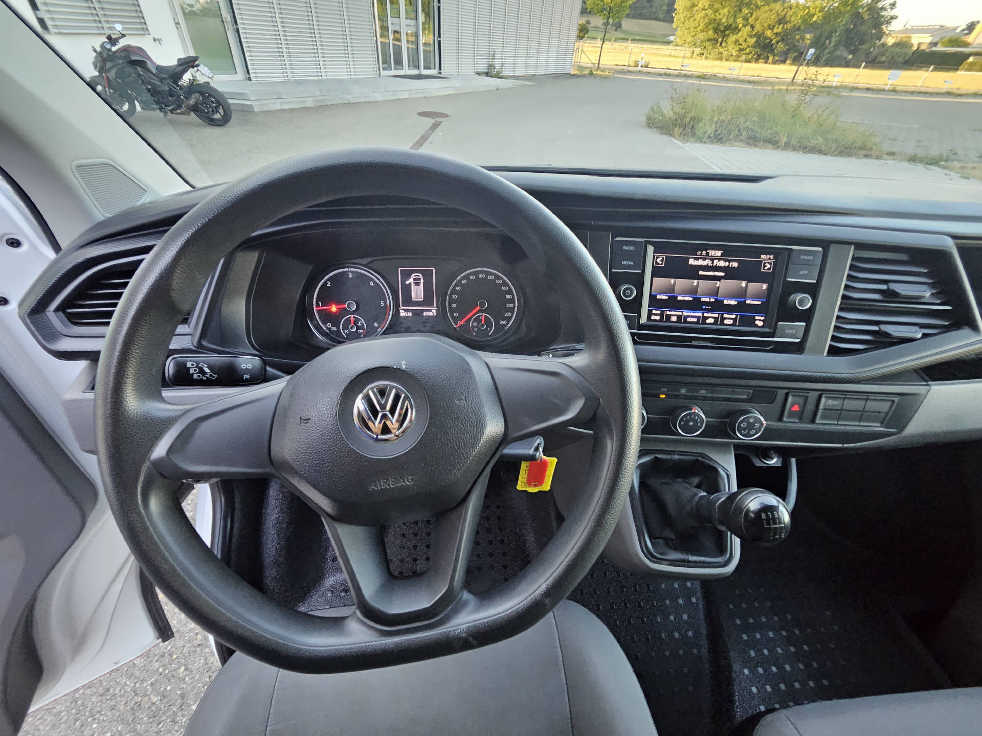 VW T6.1 Kaw. 3000 2.0 TDI 150 4motion-image-15