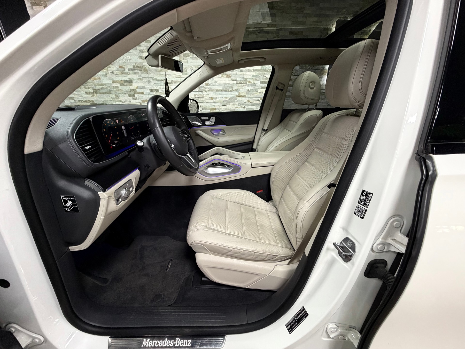 MERCEDES-BENZ GLE 400 d 4Matic AMG Line 9G-Tronic-image-10