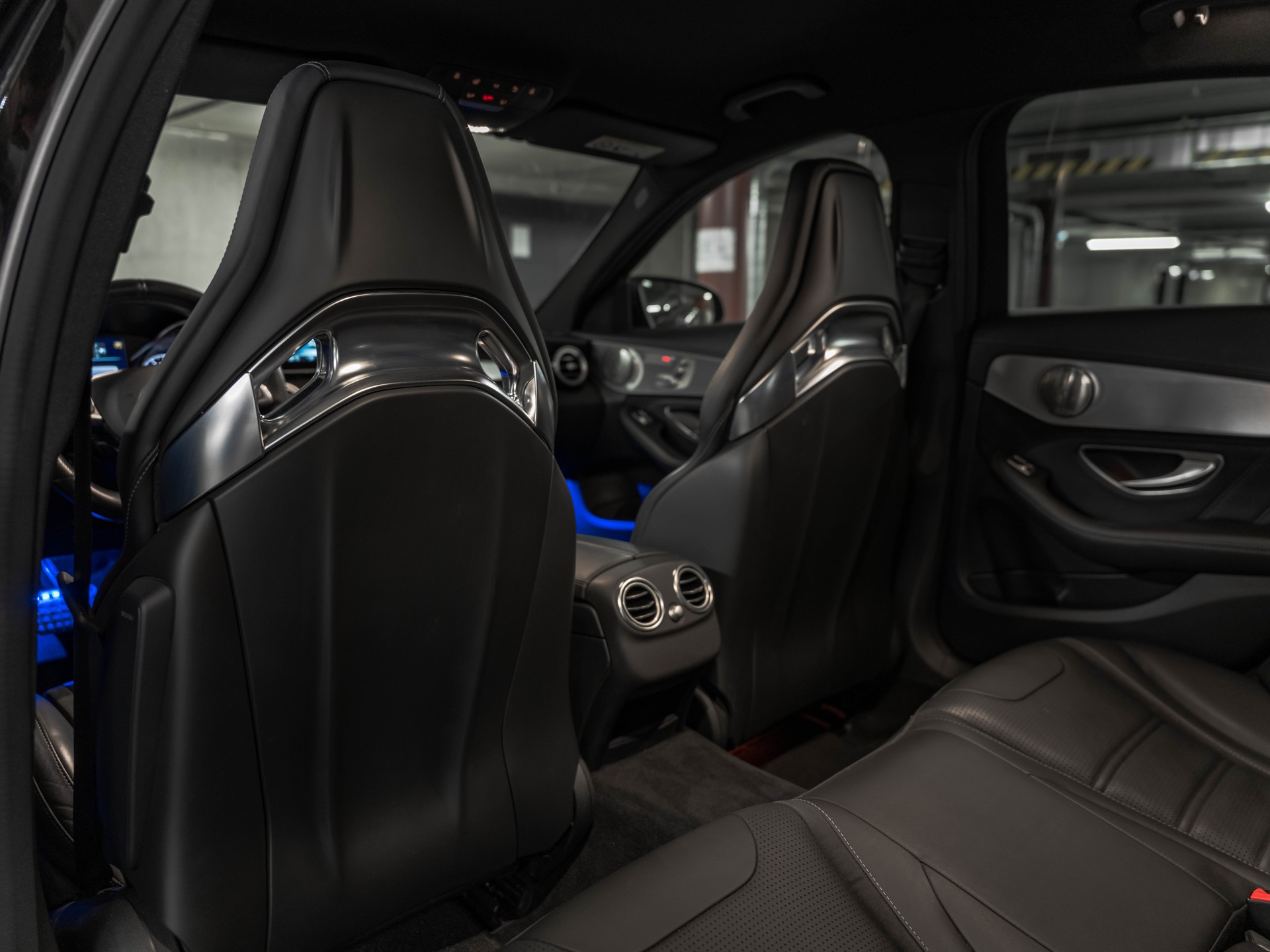 MERCEDES-BENZ C 63 AMG Speedshift-image-30