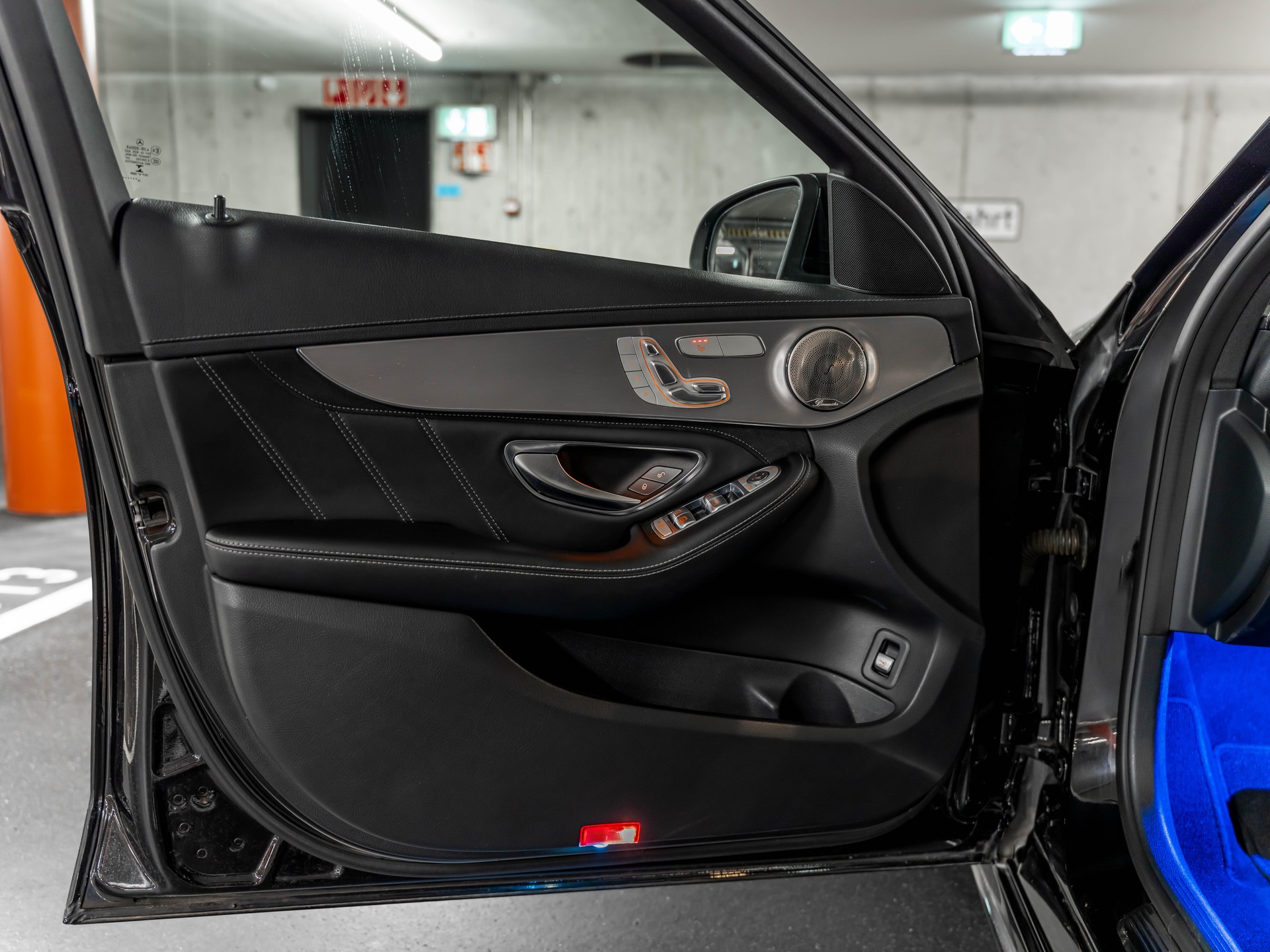 MERCEDES-BENZ C 63 AMG Speedshift-image-26