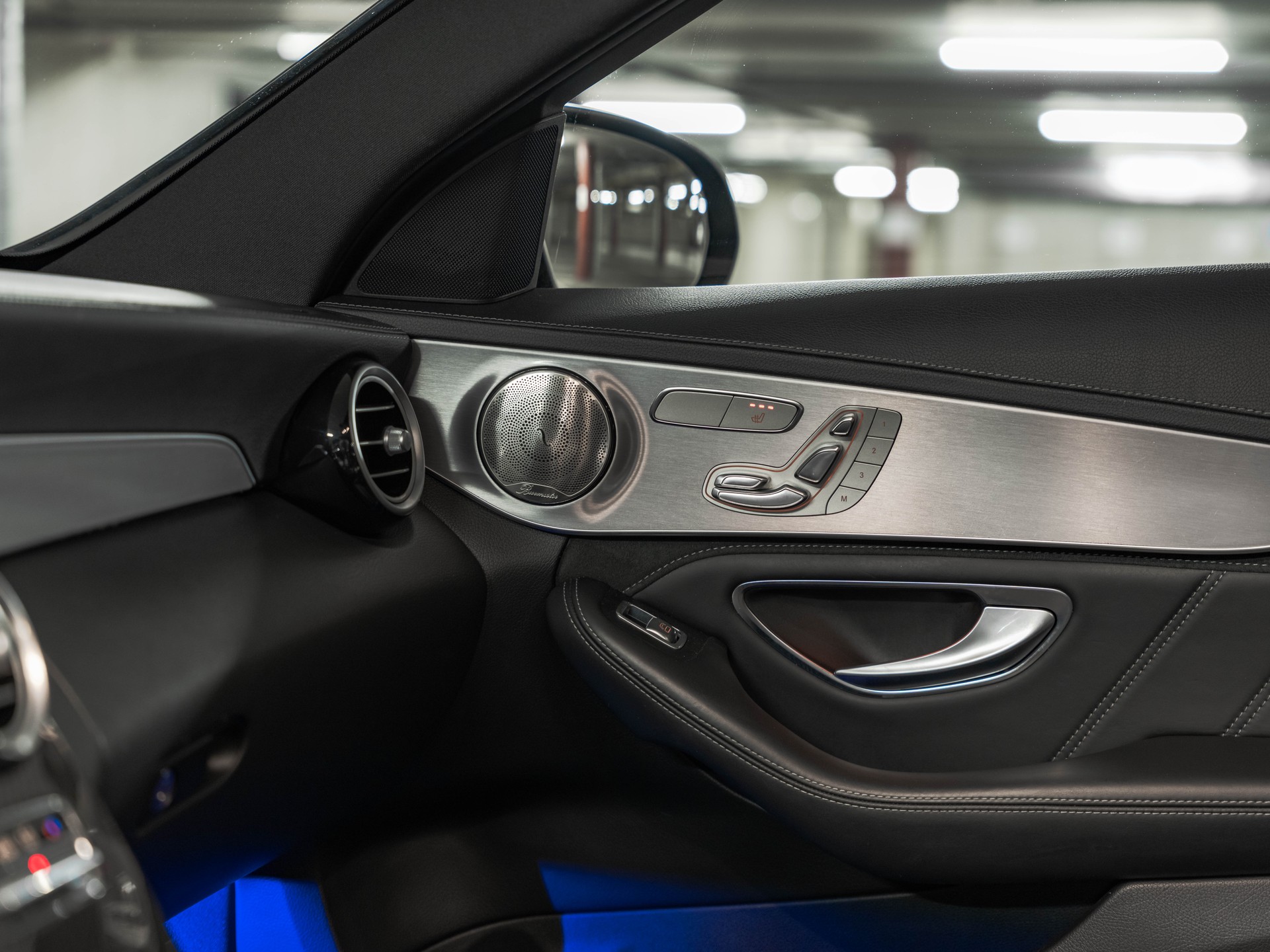 MERCEDES-BENZ C 63 AMG Speedshift-image-24