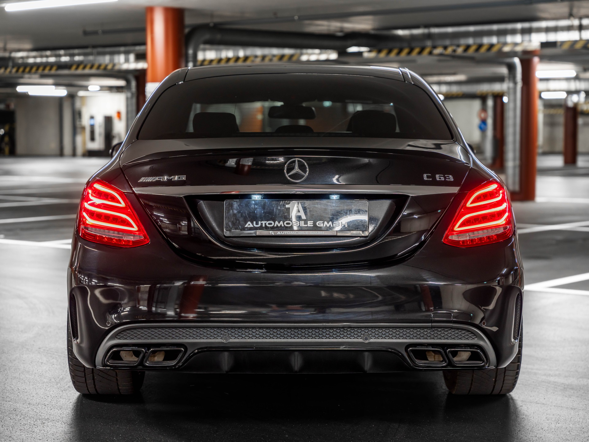 MERCEDES-BENZ C 63 AMG Speedshift-image-9