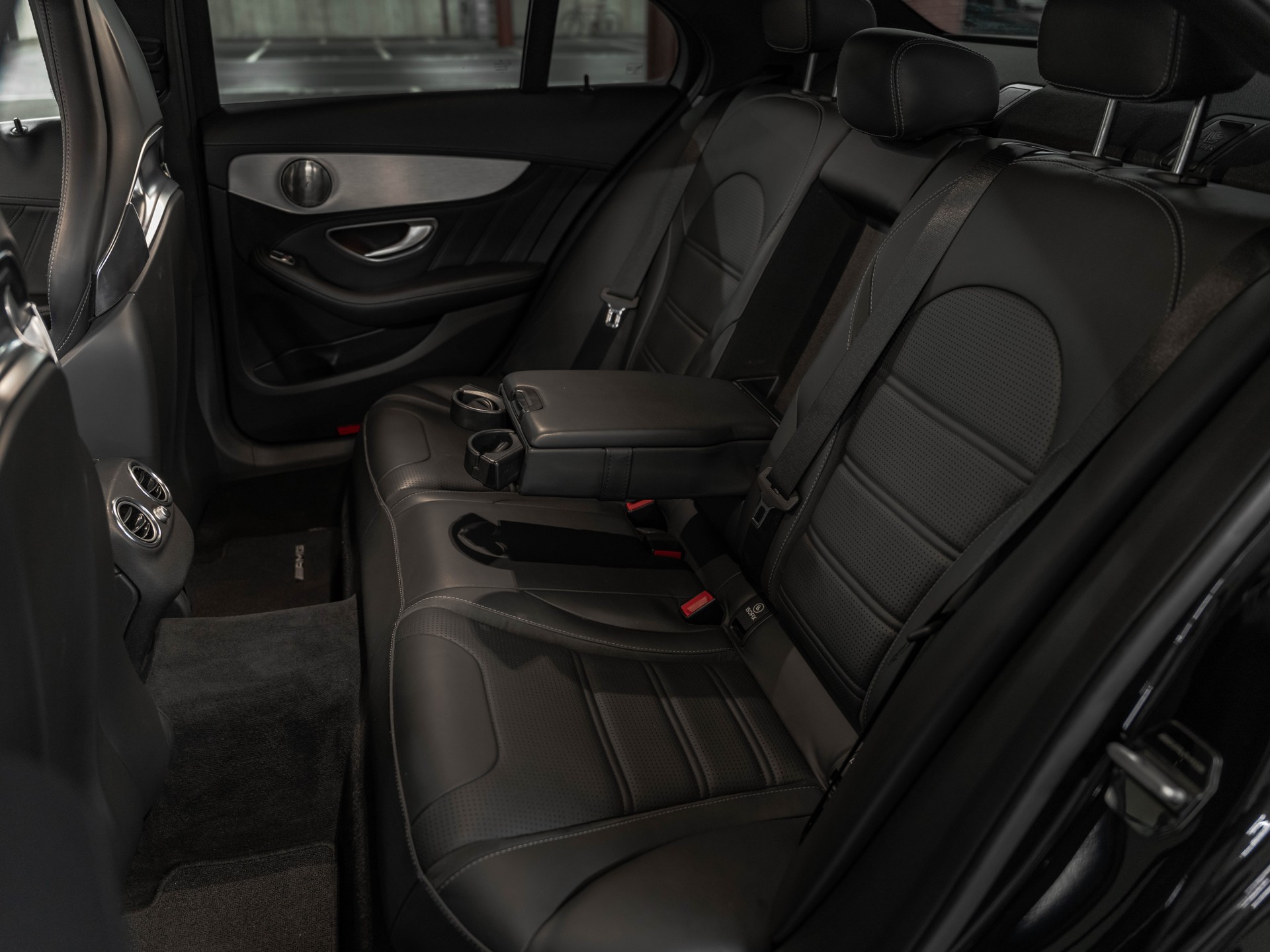 MERCEDES-BENZ C 63 AMG Speedshift-image-31
