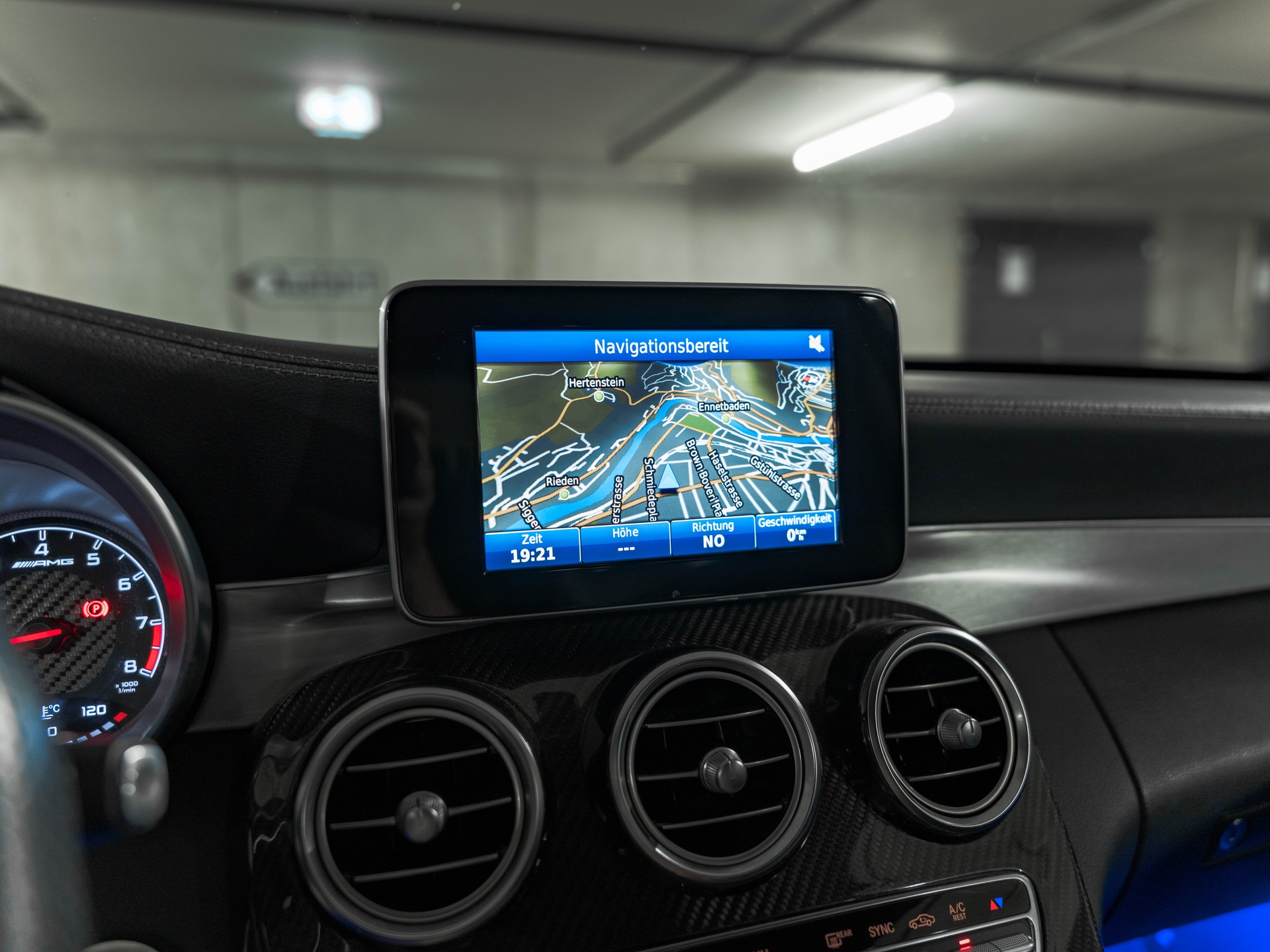 MERCEDES-BENZ C 63 AMG Speedshift-image-22
