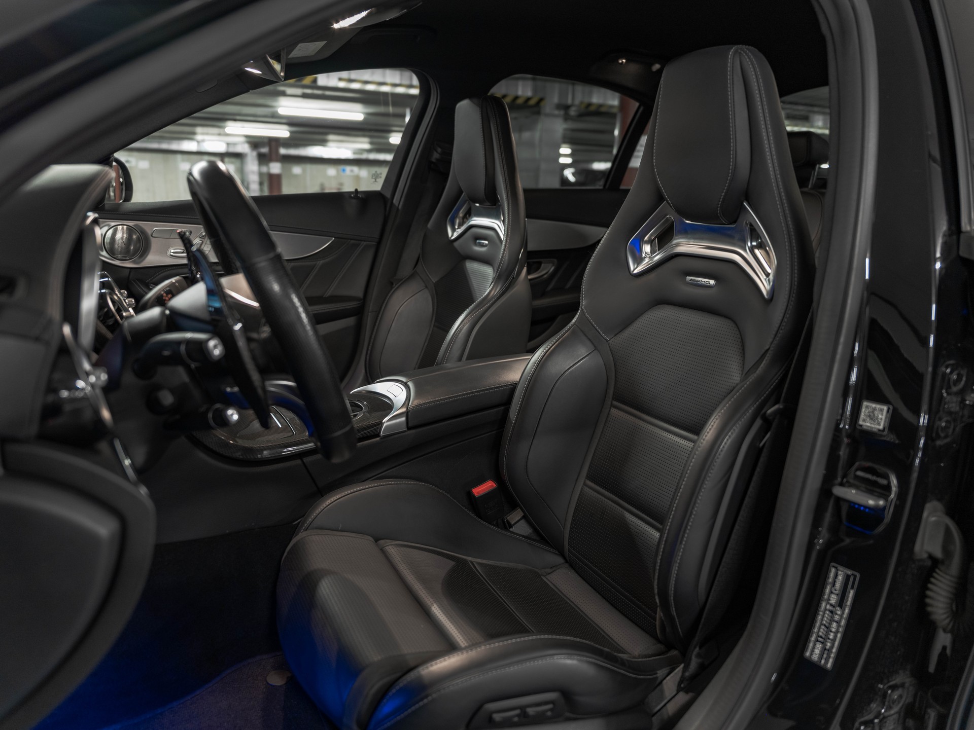 MERCEDES-BENZ C 63 AMG Speedshift-image-29