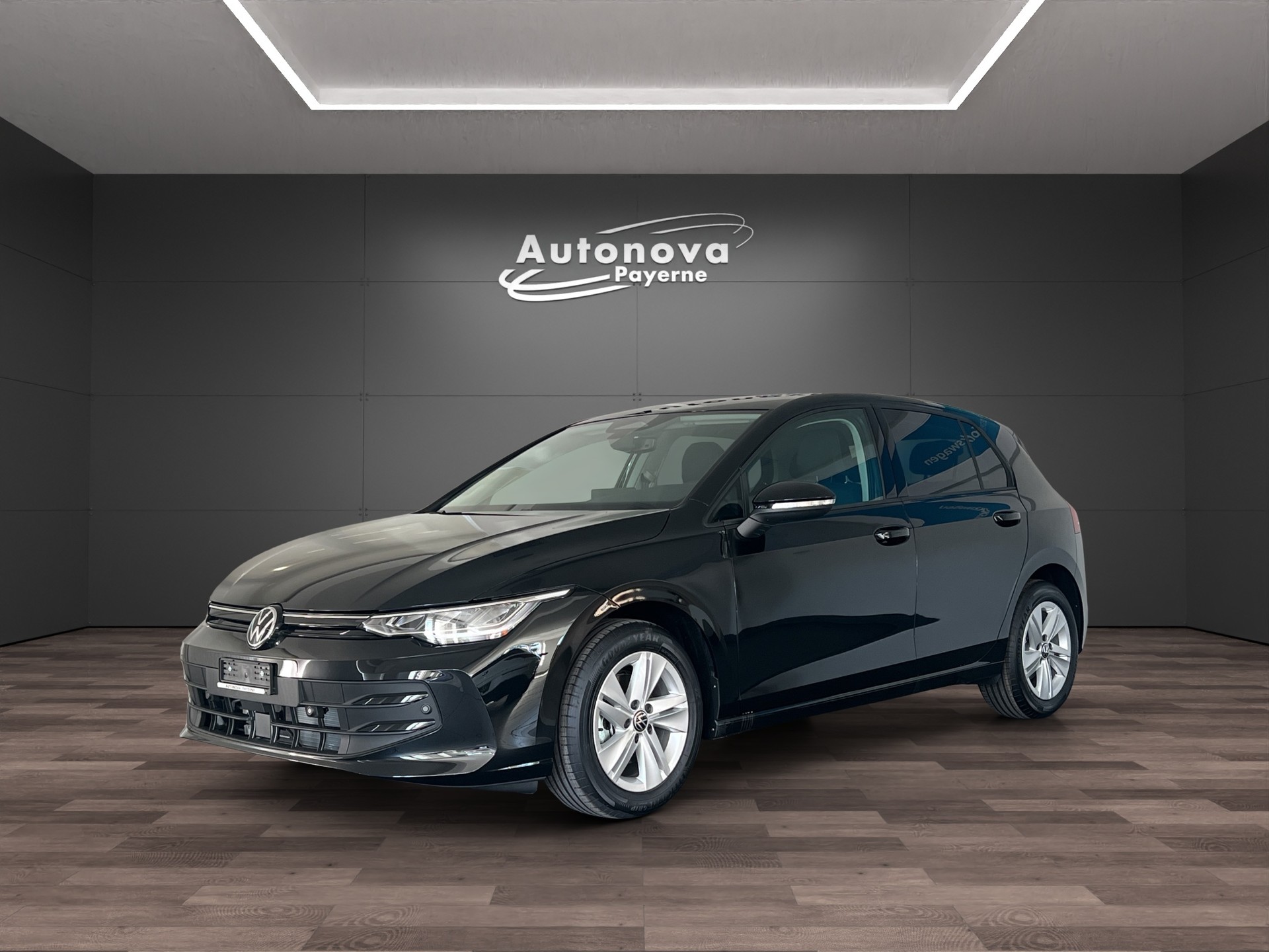 VW Golf 1.5 e TSI mHEV Basis DSG-image-0