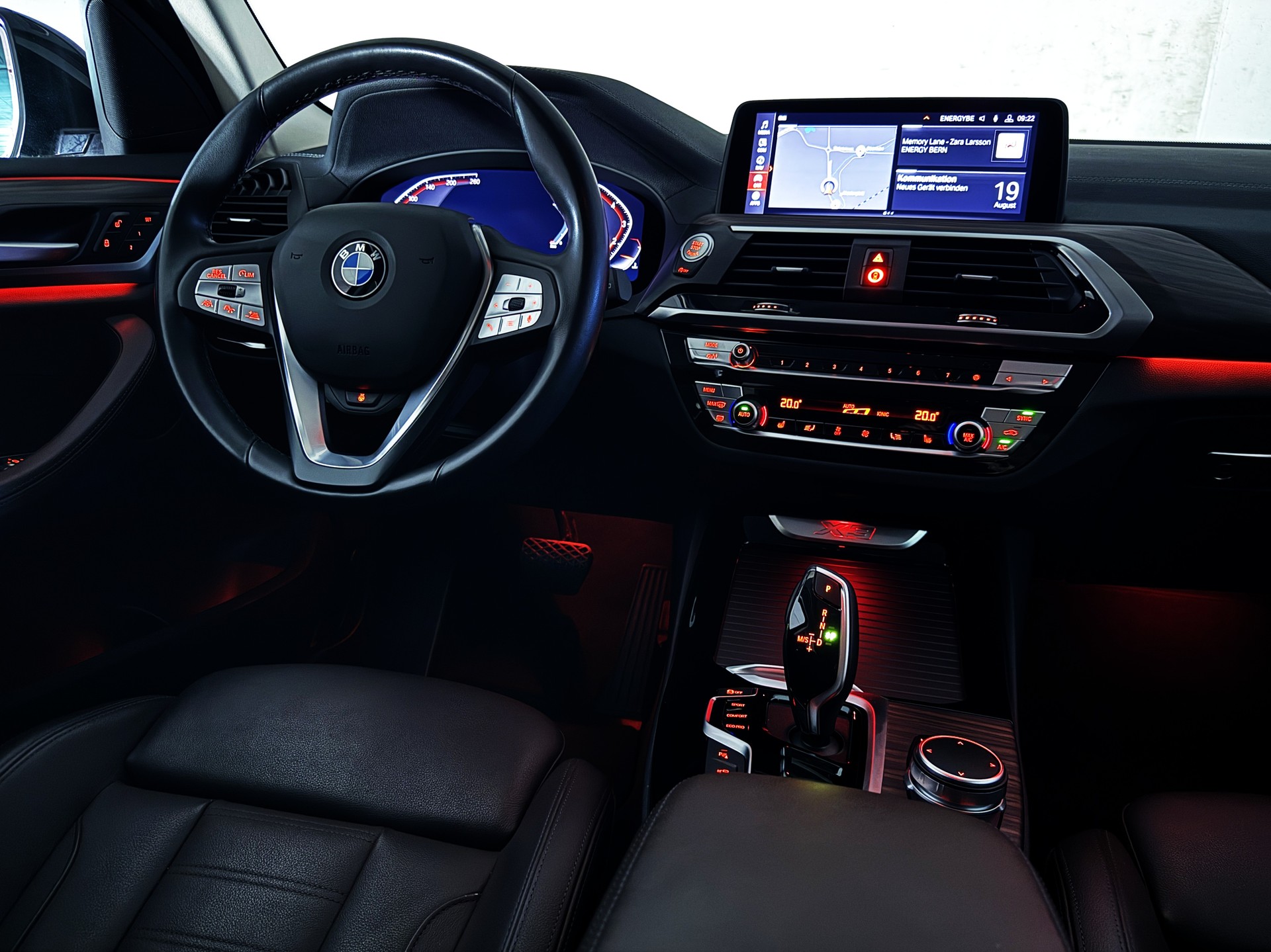BMW X3 xDrive 30i X-LINE Steptronic - *1.HAND / AHK 2.4t* - *MEGA-AUSSTATTUNG* - *8-FACH ALU* - *GARANTIE*-image-22