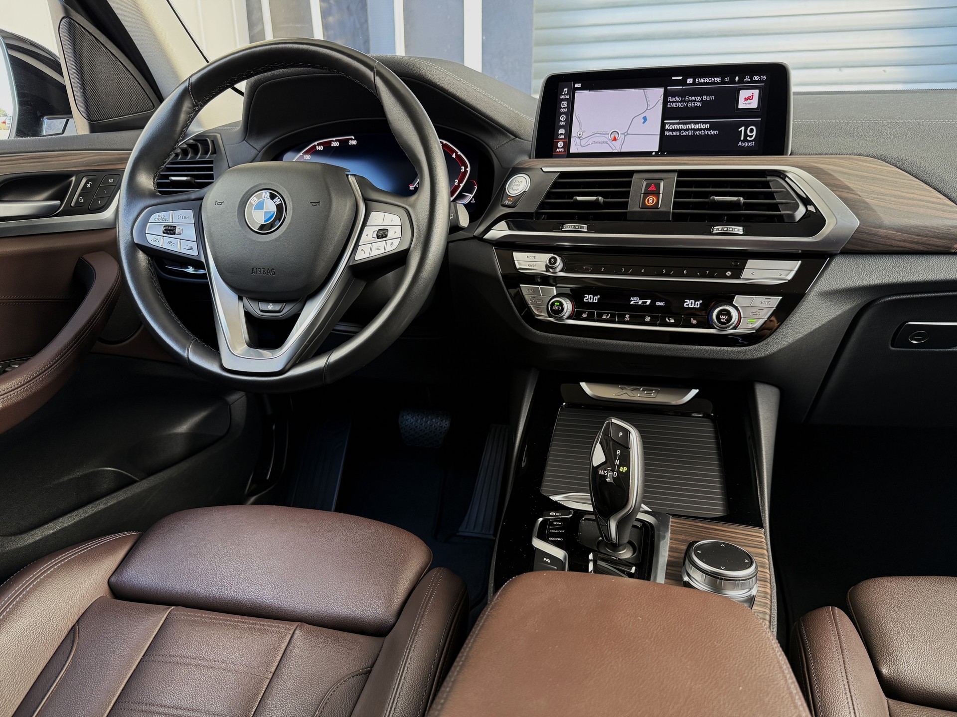 BMW X3 xDrive 30i X-LINE Steptronic - *1.HAND / AHK 2.4t* - *MEGA-AUSSTATTUNG* - *8-FACH ALU* - *GARANTIE*-image-18