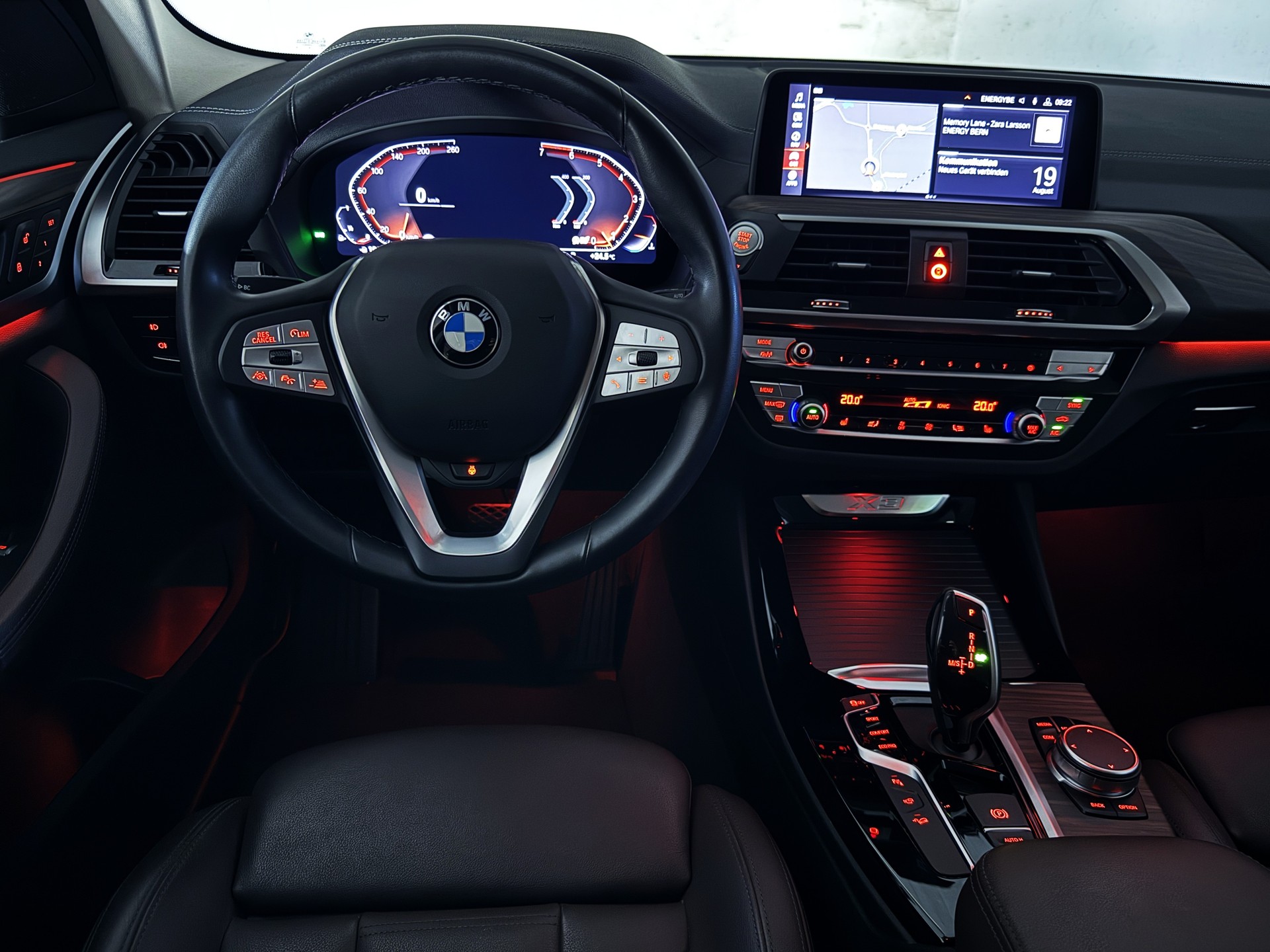 BMW X3 xDrive 30i X-LINE Steptronic - *1.HAND / AHK 2.4t* - *MEGA-AUSSTATTUNG* - *8-FACH ALU* - *GARANTIE*-image-21