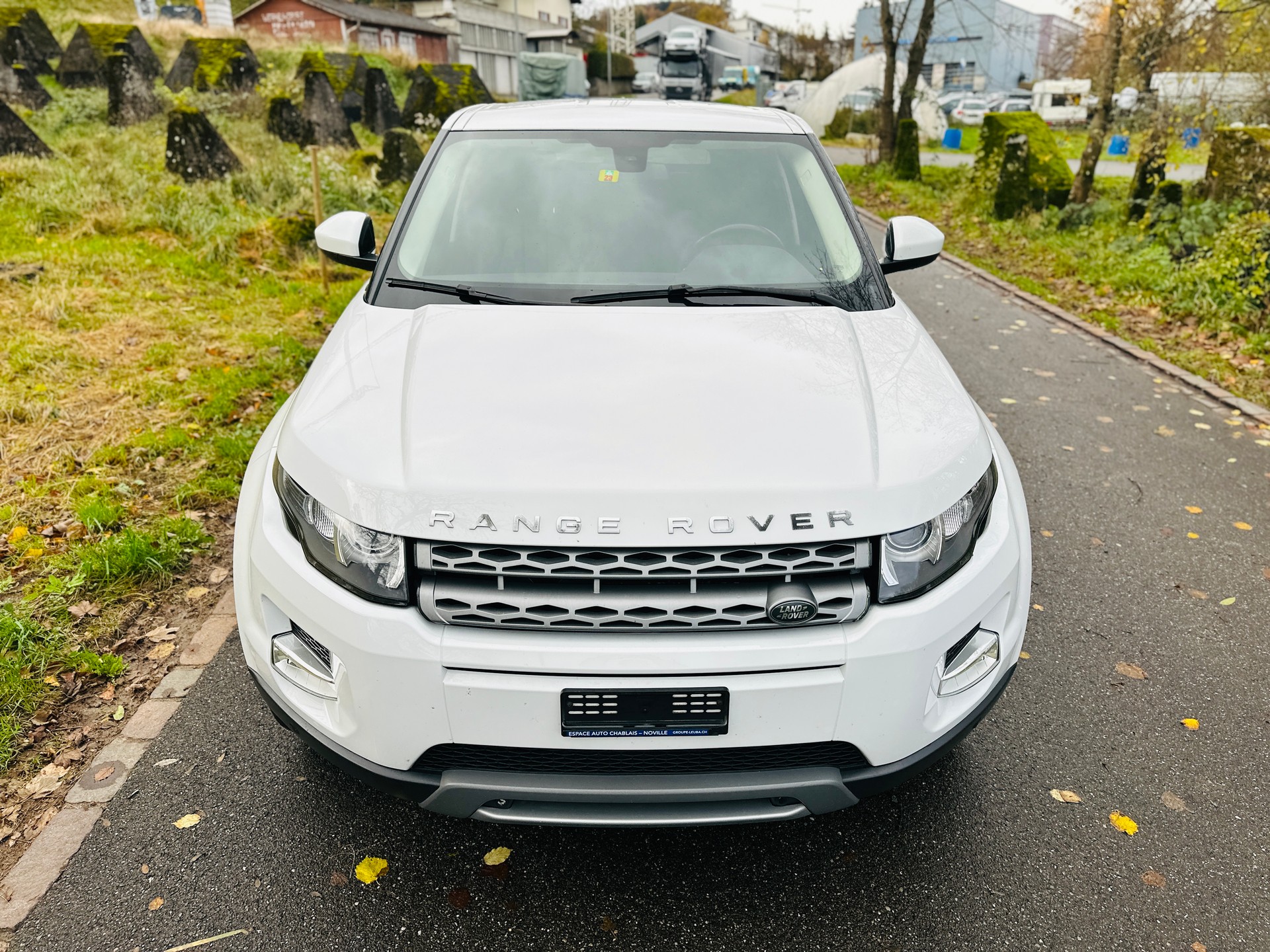 LAND ROVER Range Rover Evoque 2.2 TD4 Pure AT9-image-0