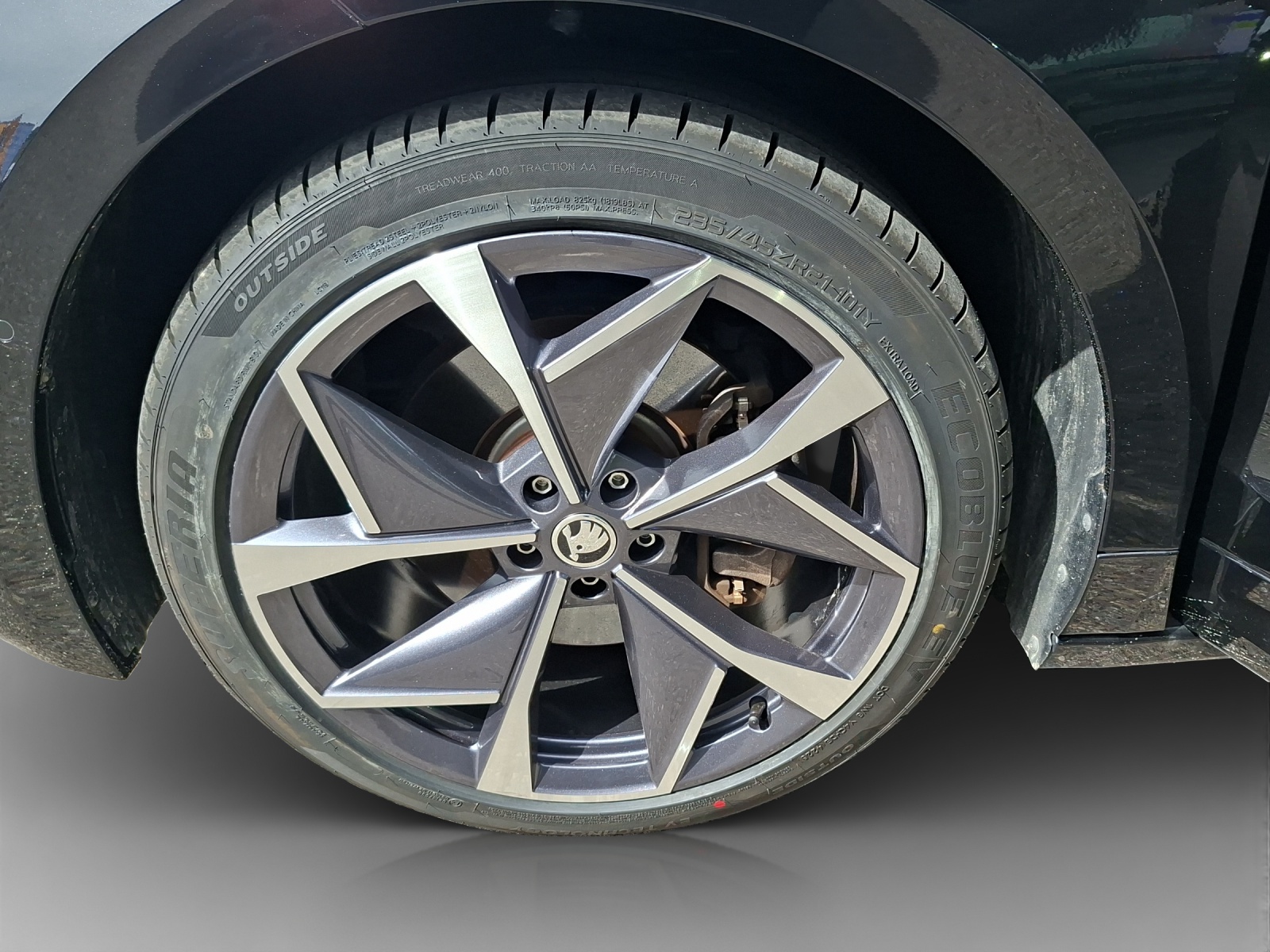 SKODA Enyaq Coupé RS iV 80 4x4-image-15
