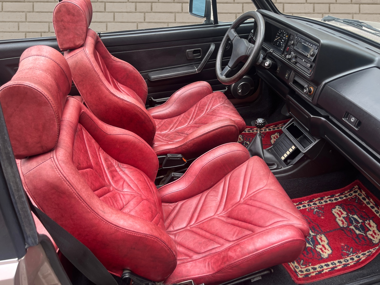 VW Golf Cabriolet 1800 GLI * SPEZIAL * VETERAN * Service gepflegt *-image-7