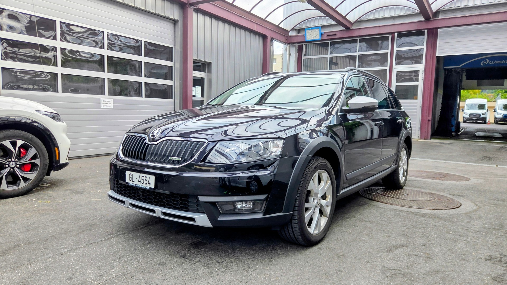 SKODA Octavia SCOUT-image-0
