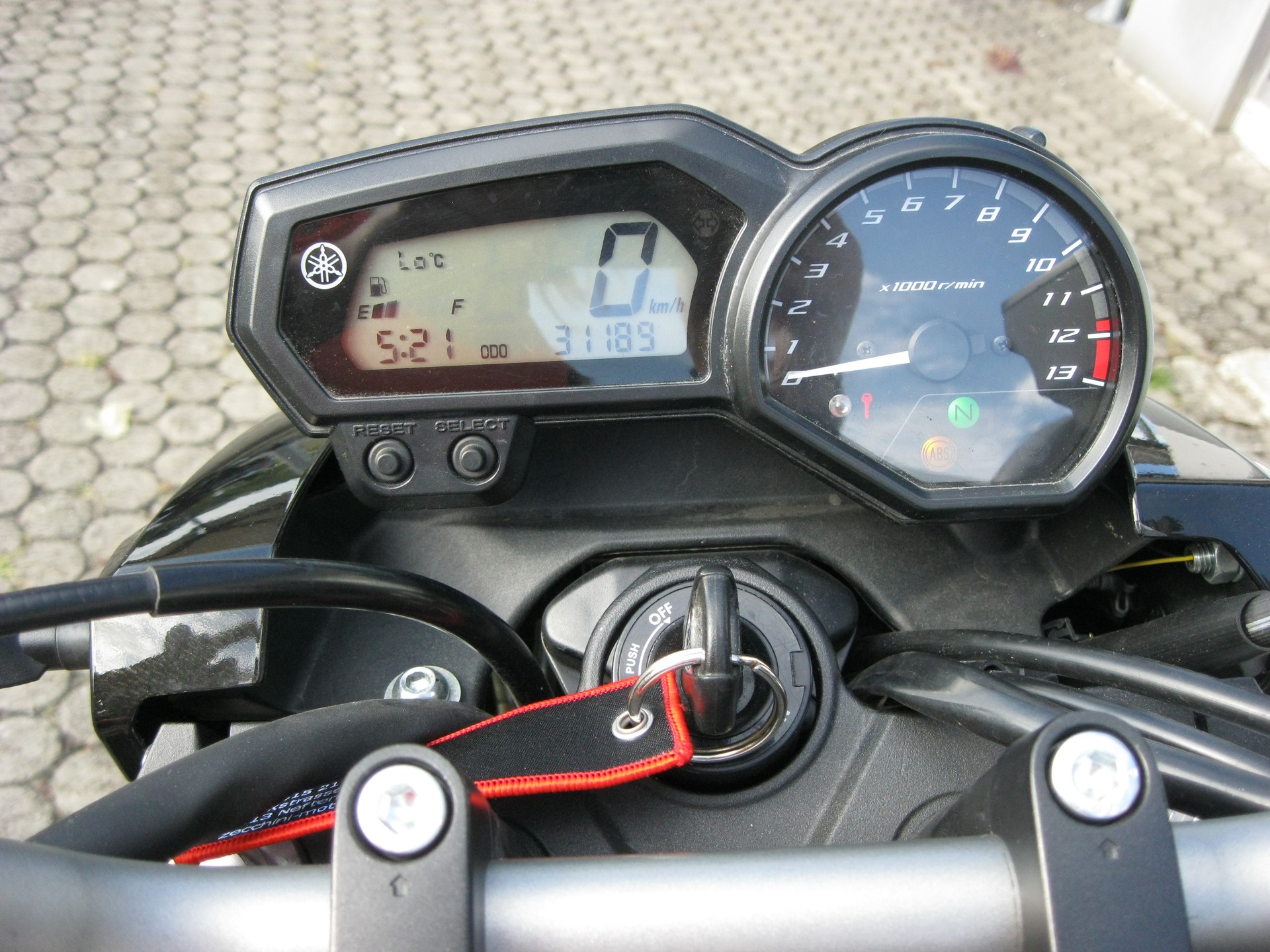 YAMAHA XJ 6 N ABS-image-4