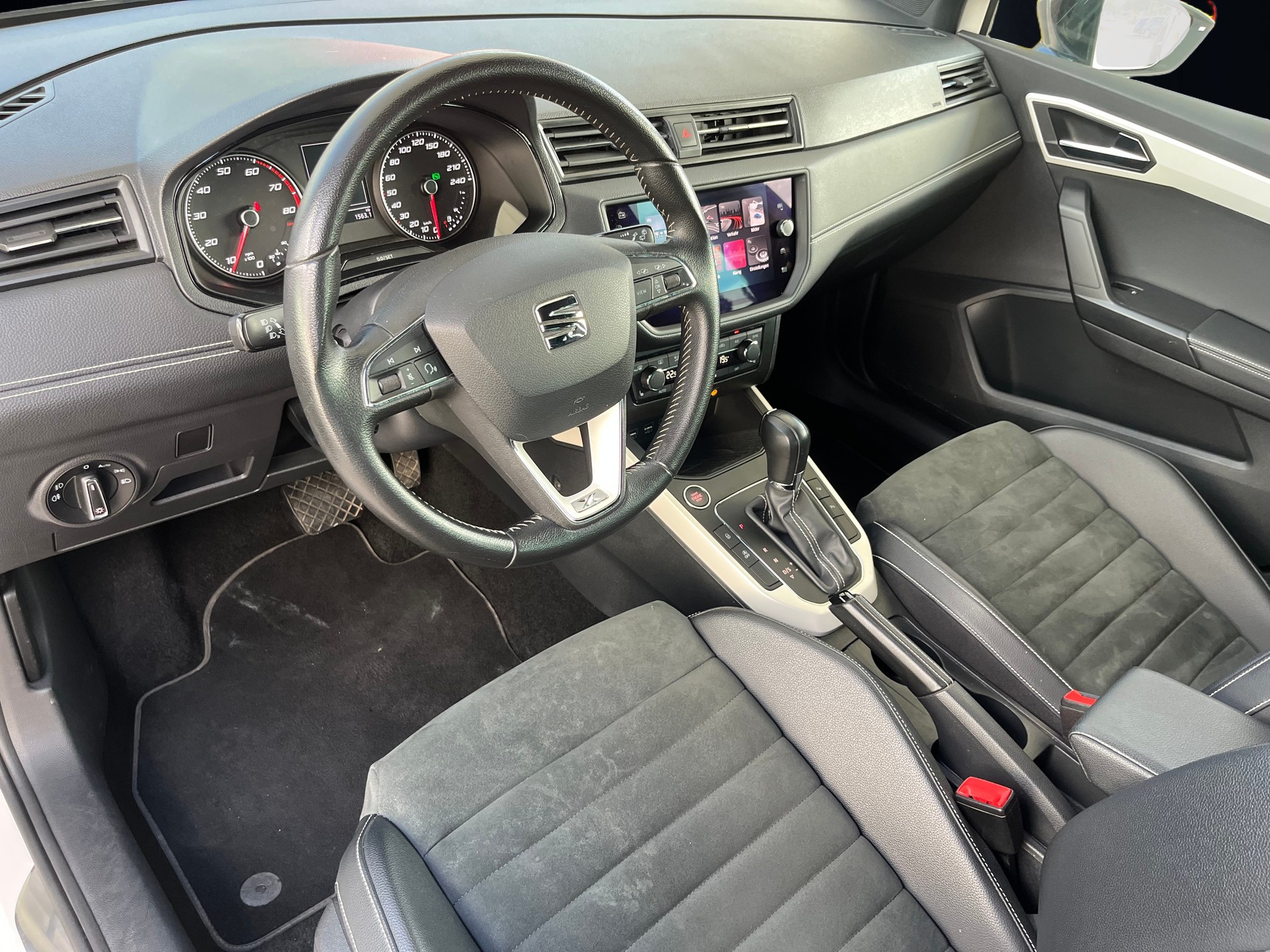 SEAT Arona 1.0 TSI Eco DSG SWISS Xcellence-image-7