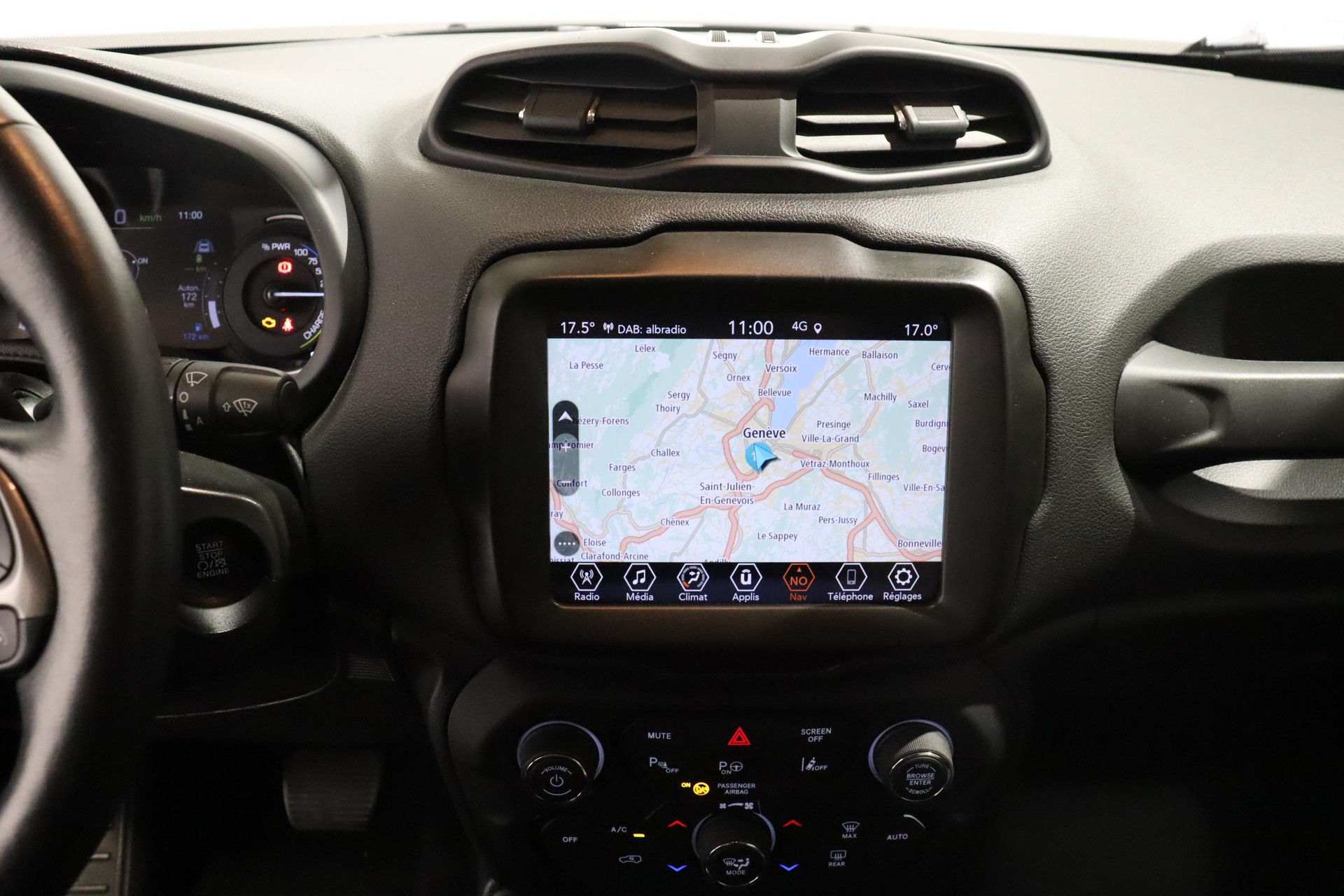 JEEP Renegade 1.3 Limited 4xe-image-8