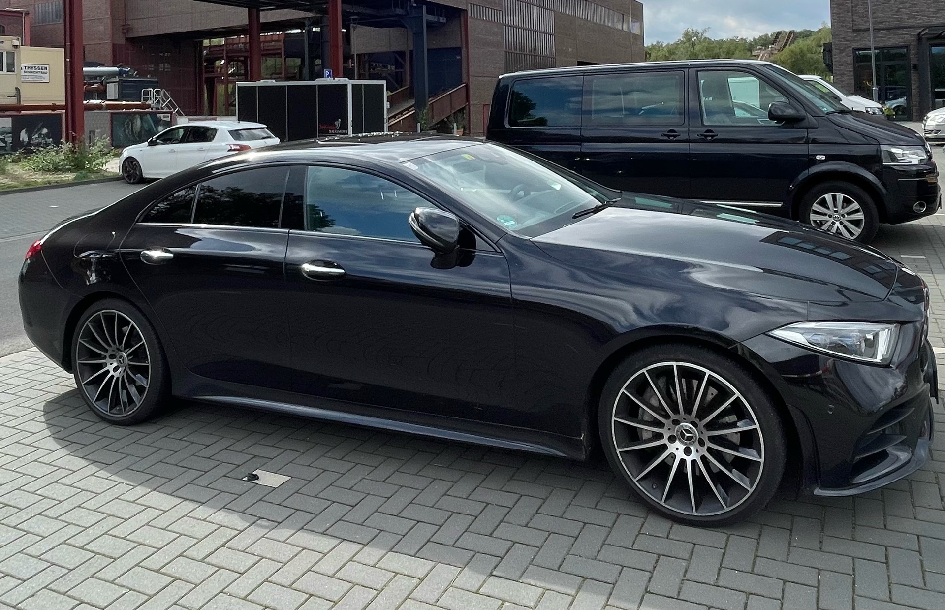 MERCEDES-BENZ CLS 350 d AMG Line 4matic-image-3