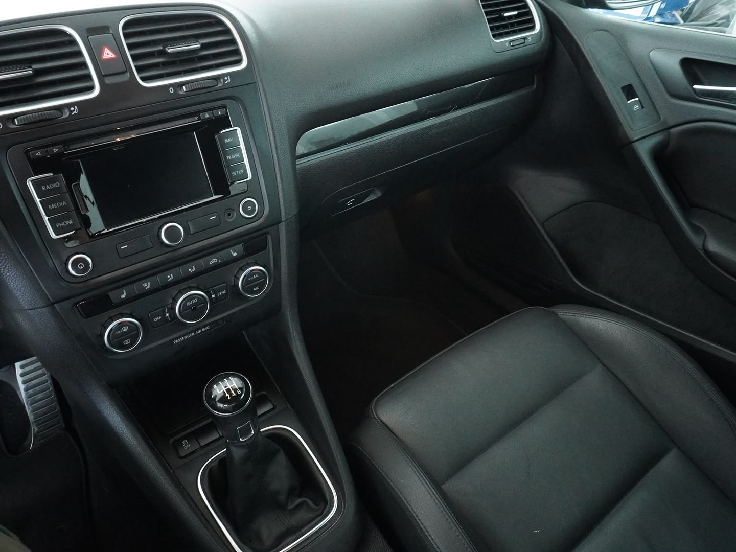 VW Golf Cabrio 1.4 TSI-image-4