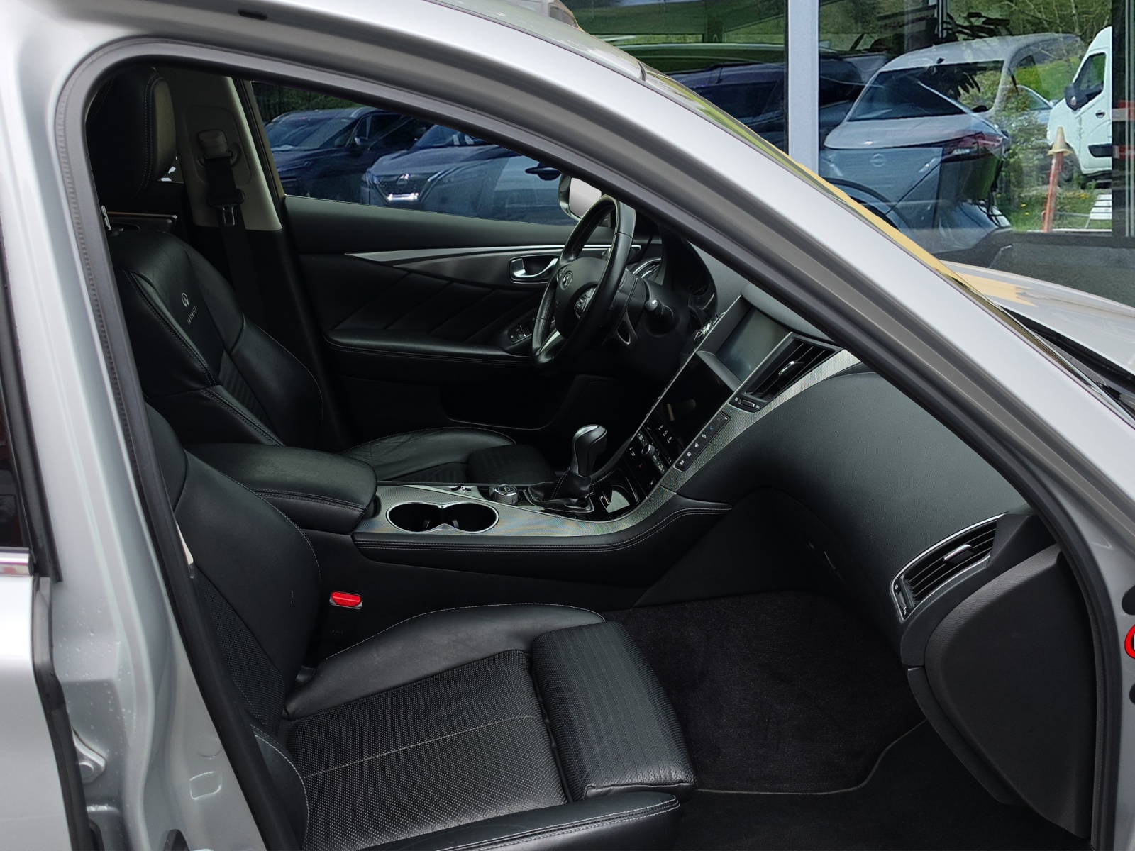 INFINITI Q50S 35h AWD Automatic-image-7