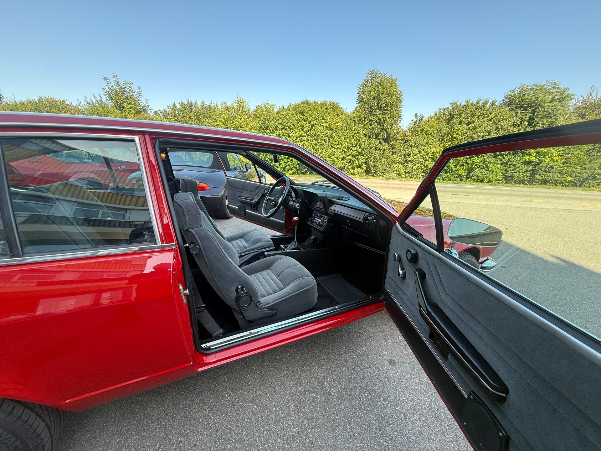 ALFA ROMEO GTV 2000-image-12