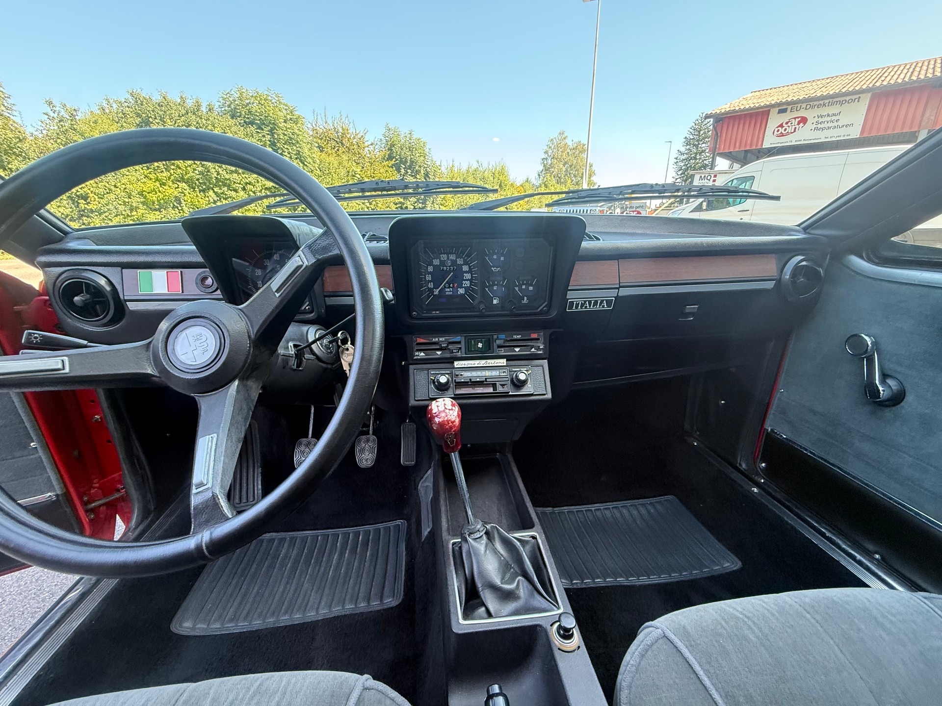 ALFA ROMEO GTV 2000-image-10