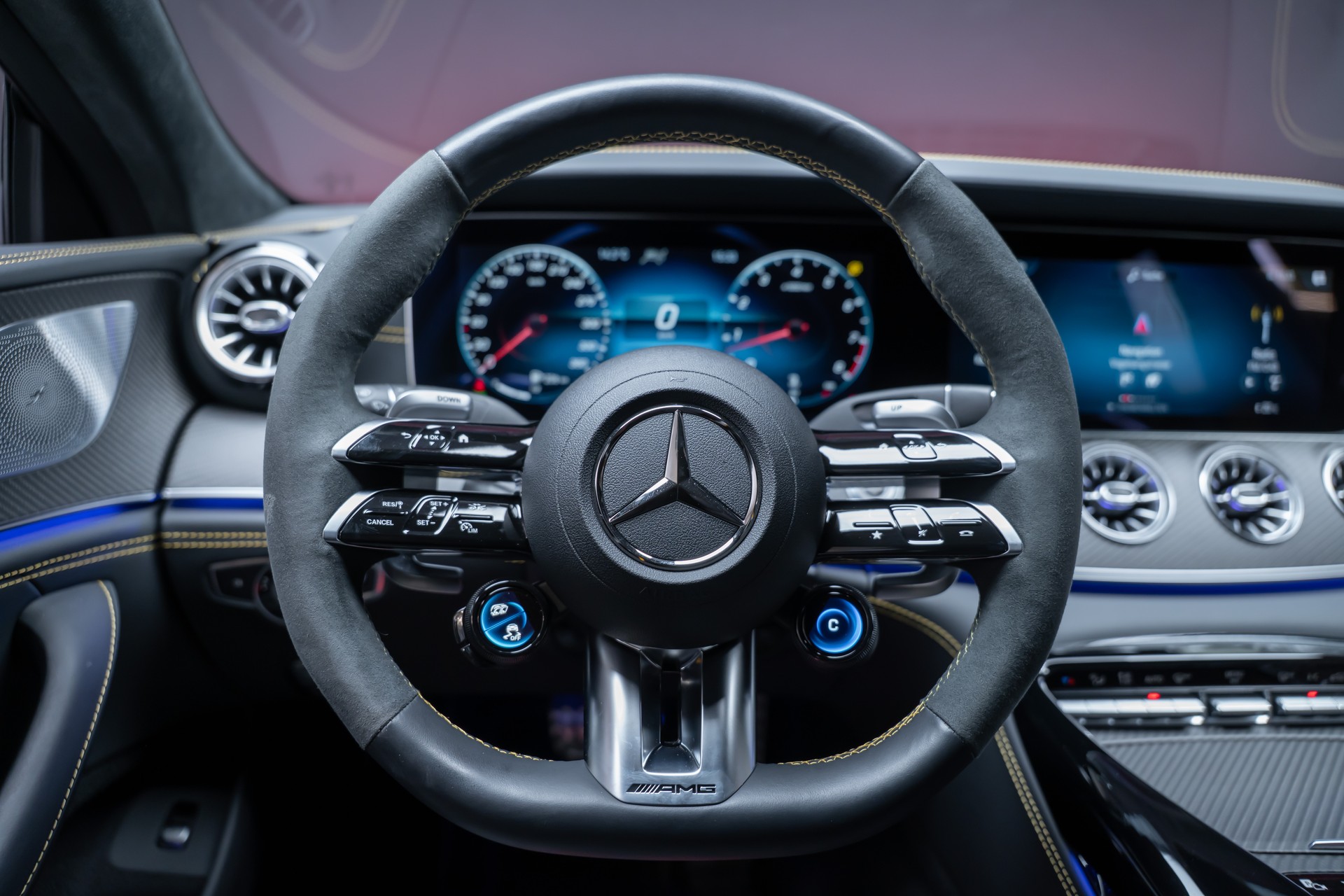 MERCEDES-BENZ AMG GT 63 S 4matic+ / Aero Pack / 360°Kamera / Burmester-image-34