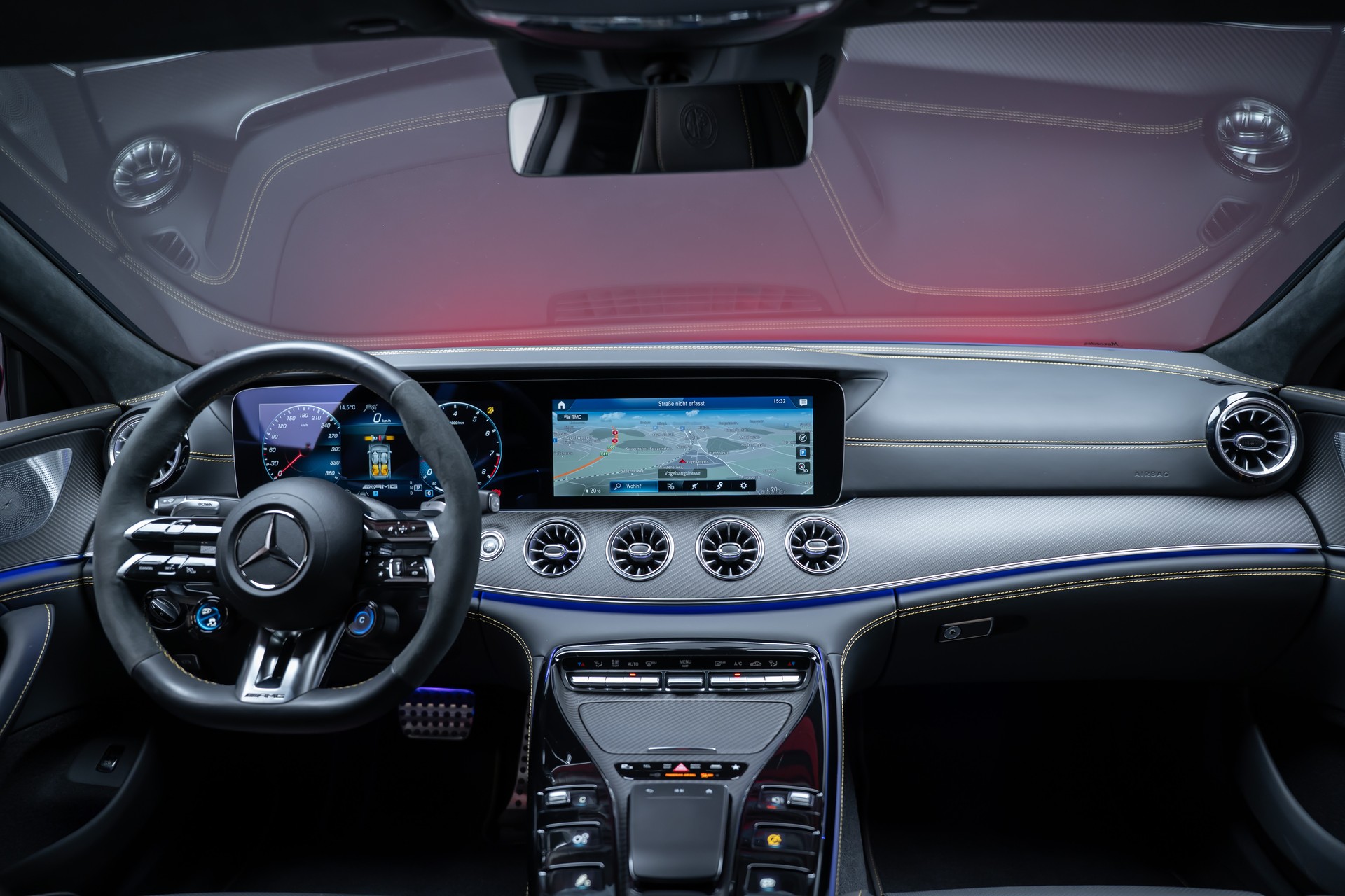 MERCEDES-BENZ AMG GT 63 S 4matic+ / Aero Pack / 360°Kamera / Burmester-image-33