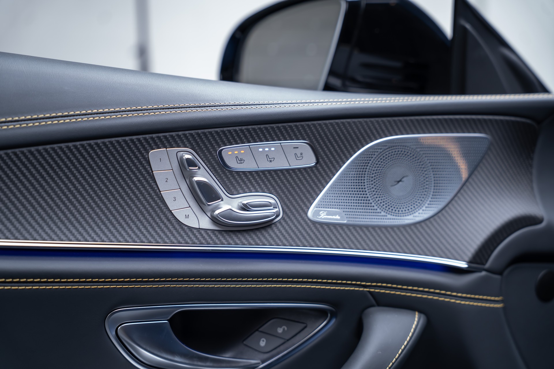 MERCEDES-BENZ AMG GT 63 S 4matic+ / Aero Pack / 360°Kamera / Burmester-image-18