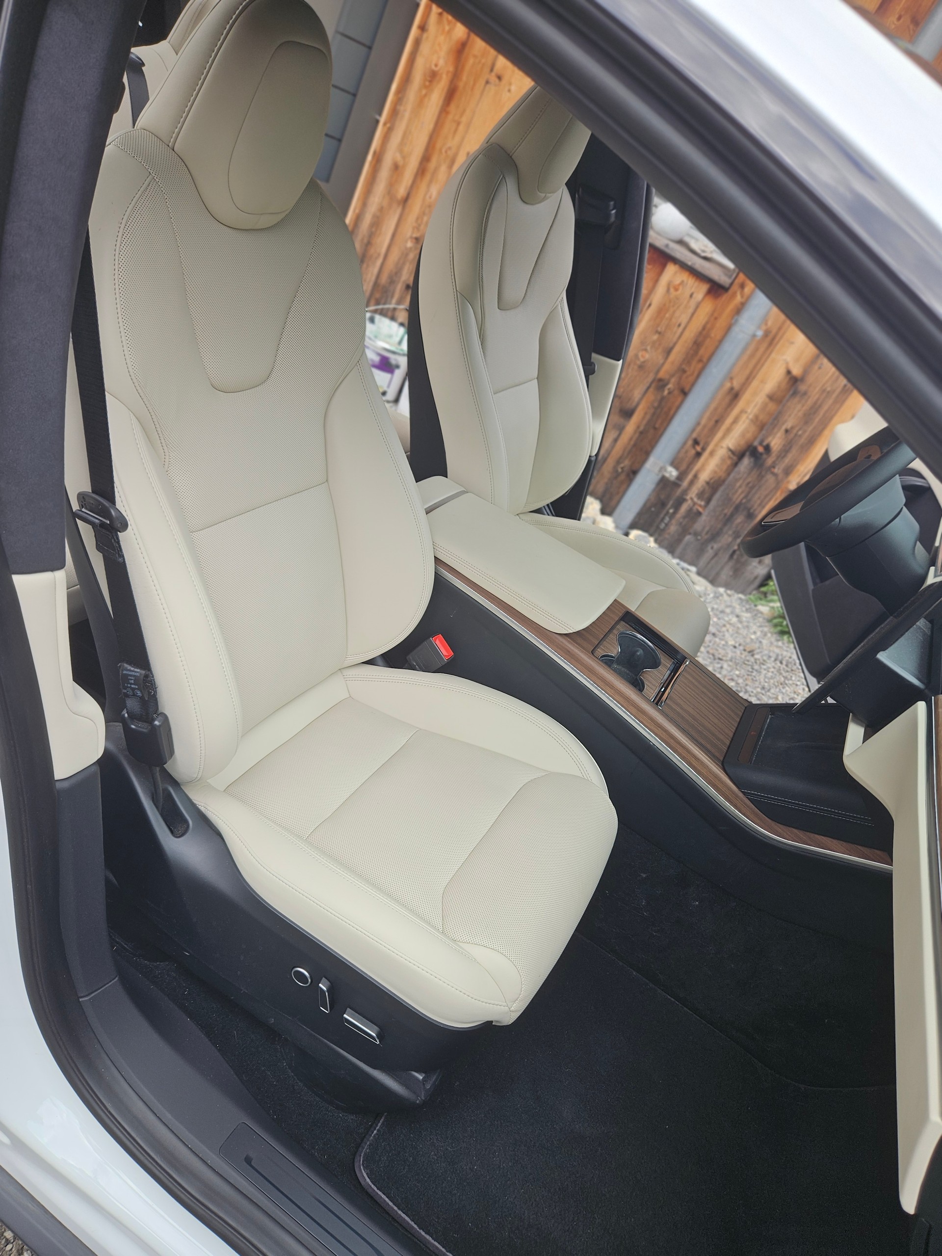 TESLA MODEL X Long Range 7-Plätzer Enhanced Autopilot und Anhängerkupplung-image-5
