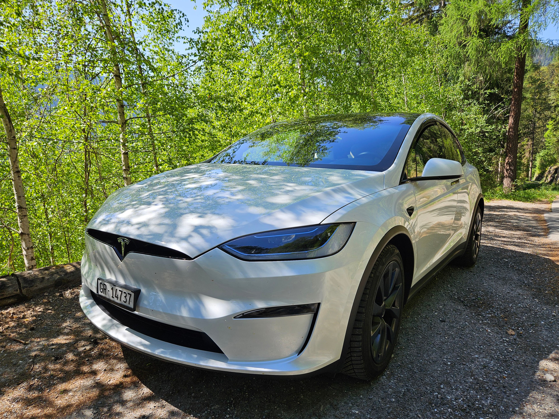 TESLA MODEL X