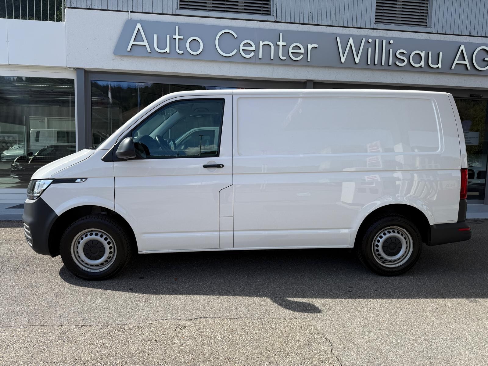 VW T6.1 2.0 TDI RS 3000 AHK 2500 KG-image-12
