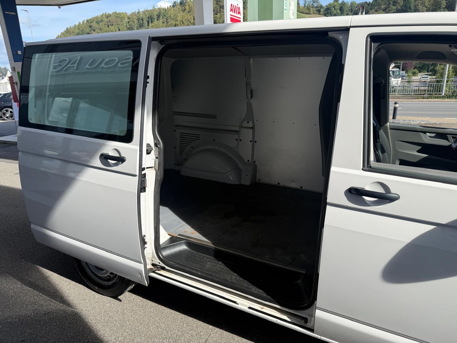 VW T6.1 2.0 TDI RS 3000 AHK 2500 KG-image-7