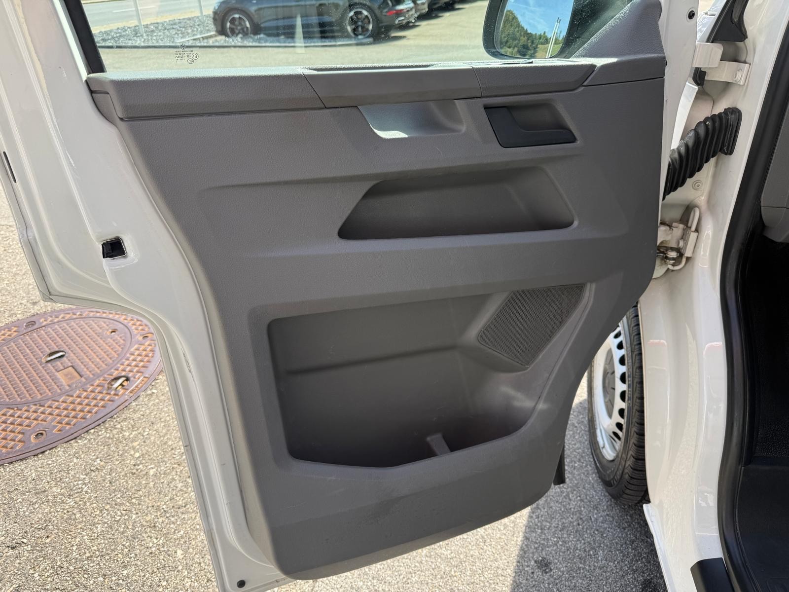 VW T6.1 2.0 TDI RS 3000 AHK 2500 KG-image-17