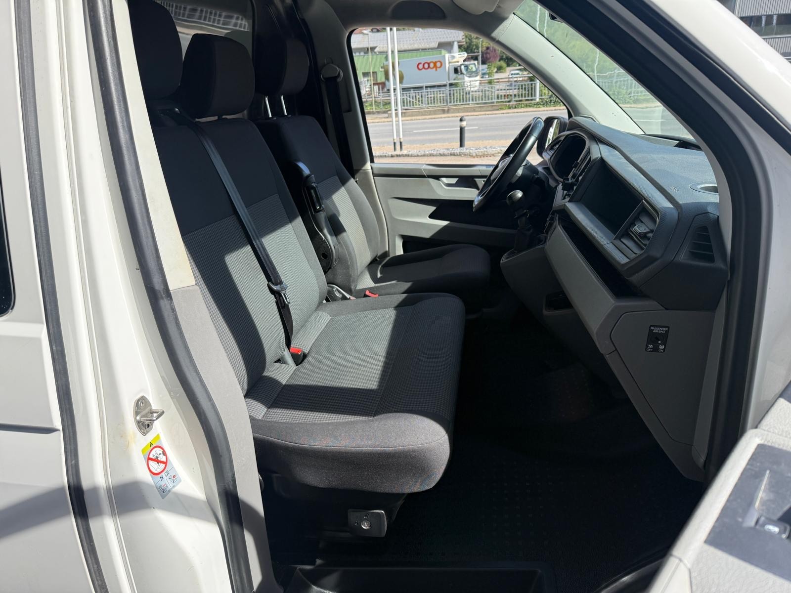 VW T6.1 2.0 TDI RS 3000 AHK 2500 KG-image-8