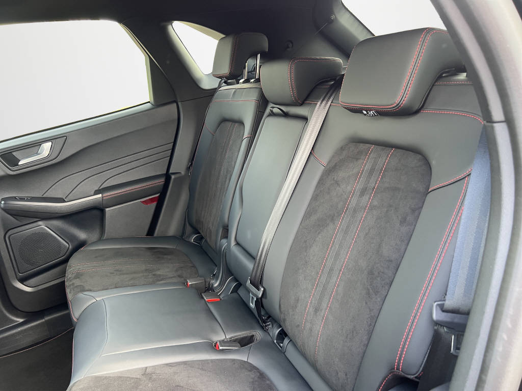 FORD Kuga 2.5 Hybrid ST-Line X 4x4-image-13