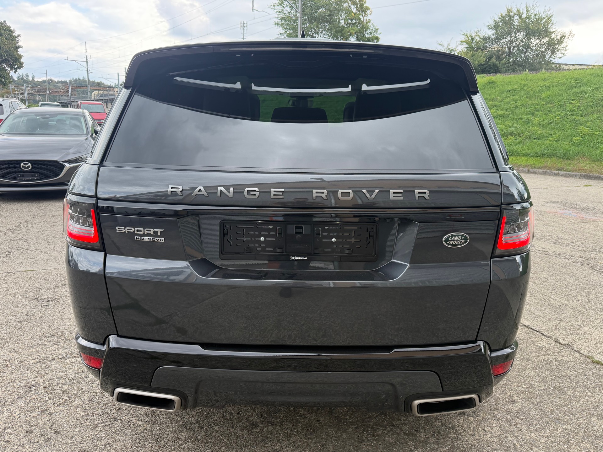 LAND ROVER Range Rover Sport 3.0 SDV6 HSE Dynamic Automatic-image-4