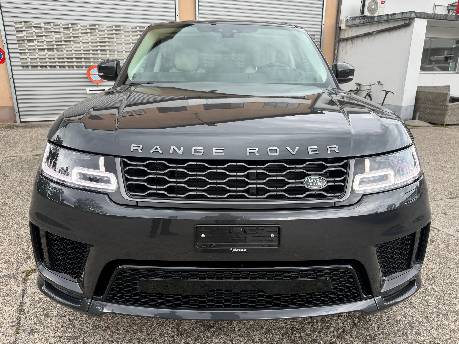 LAND ROVER Range Rover Sport 3.0 SDV6 HSE Dynamic Automatic-image-8