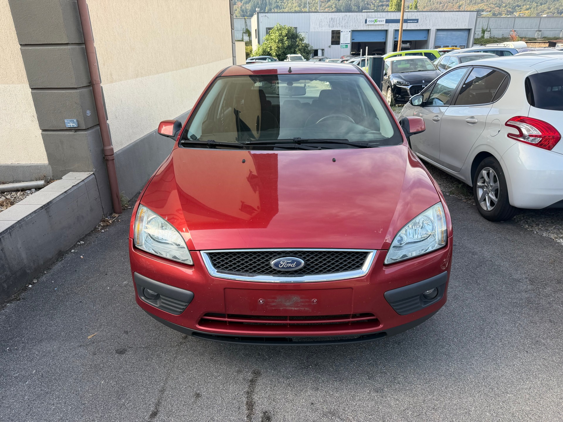 FORD Focus 2.0i Titanium-image-0