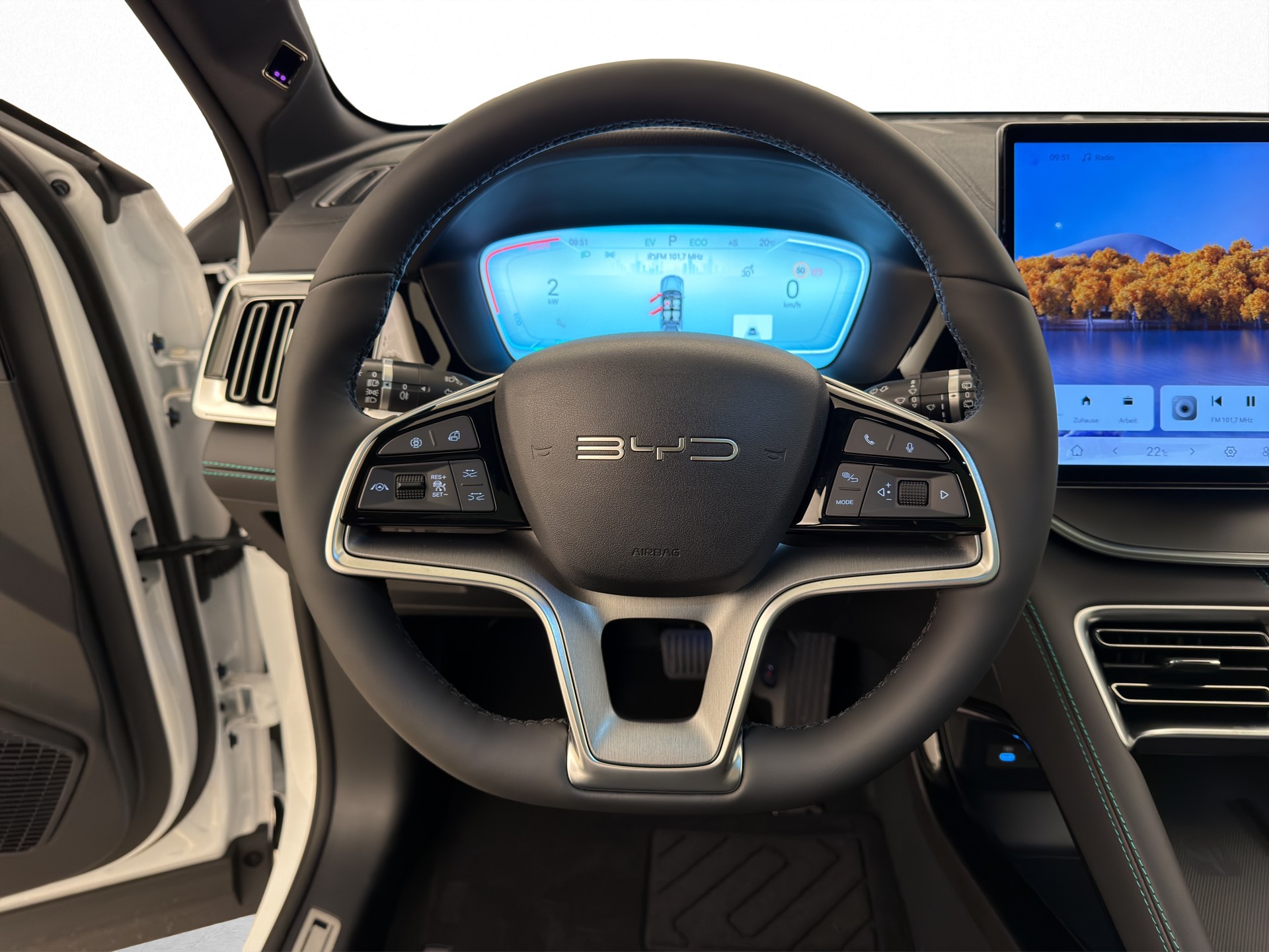 BYD Seal U DM-i Design AWD-image-7