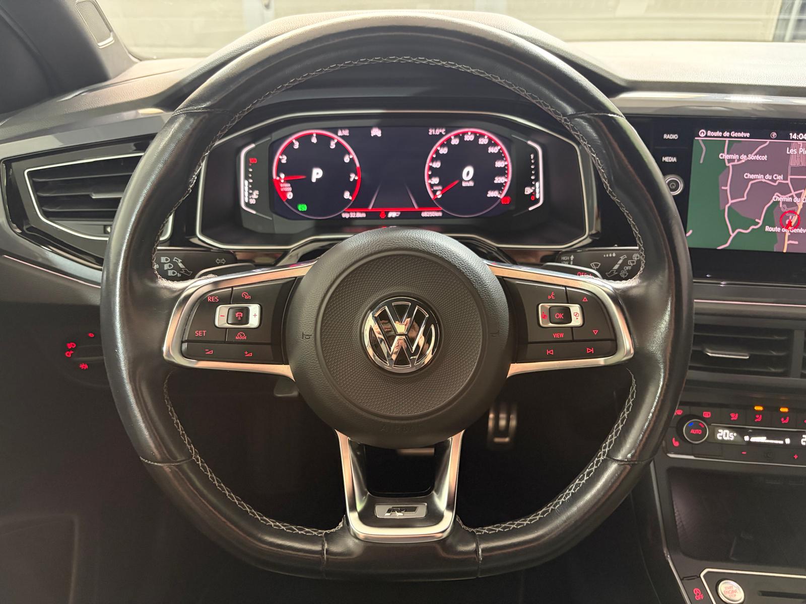 VW Polo 1.0 TSI BMT Highline DSG - Pack R-Line-image-16