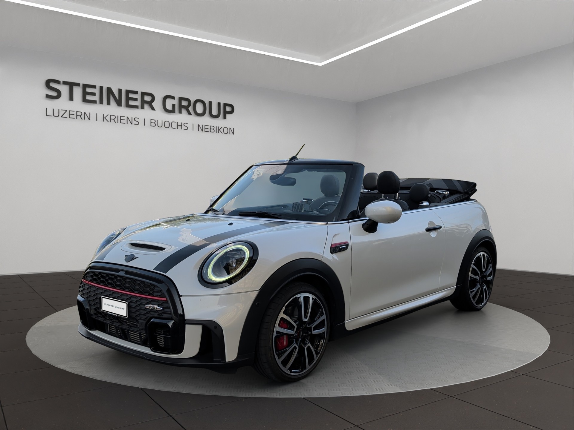MINI Cooper John Cooper Works Cabriolet Steptronic-image-0