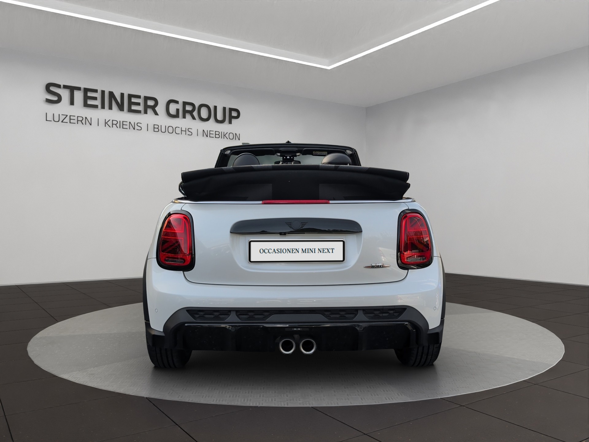 MINI Cooper John Cooper Works Cabriolet Steptronic-image-5