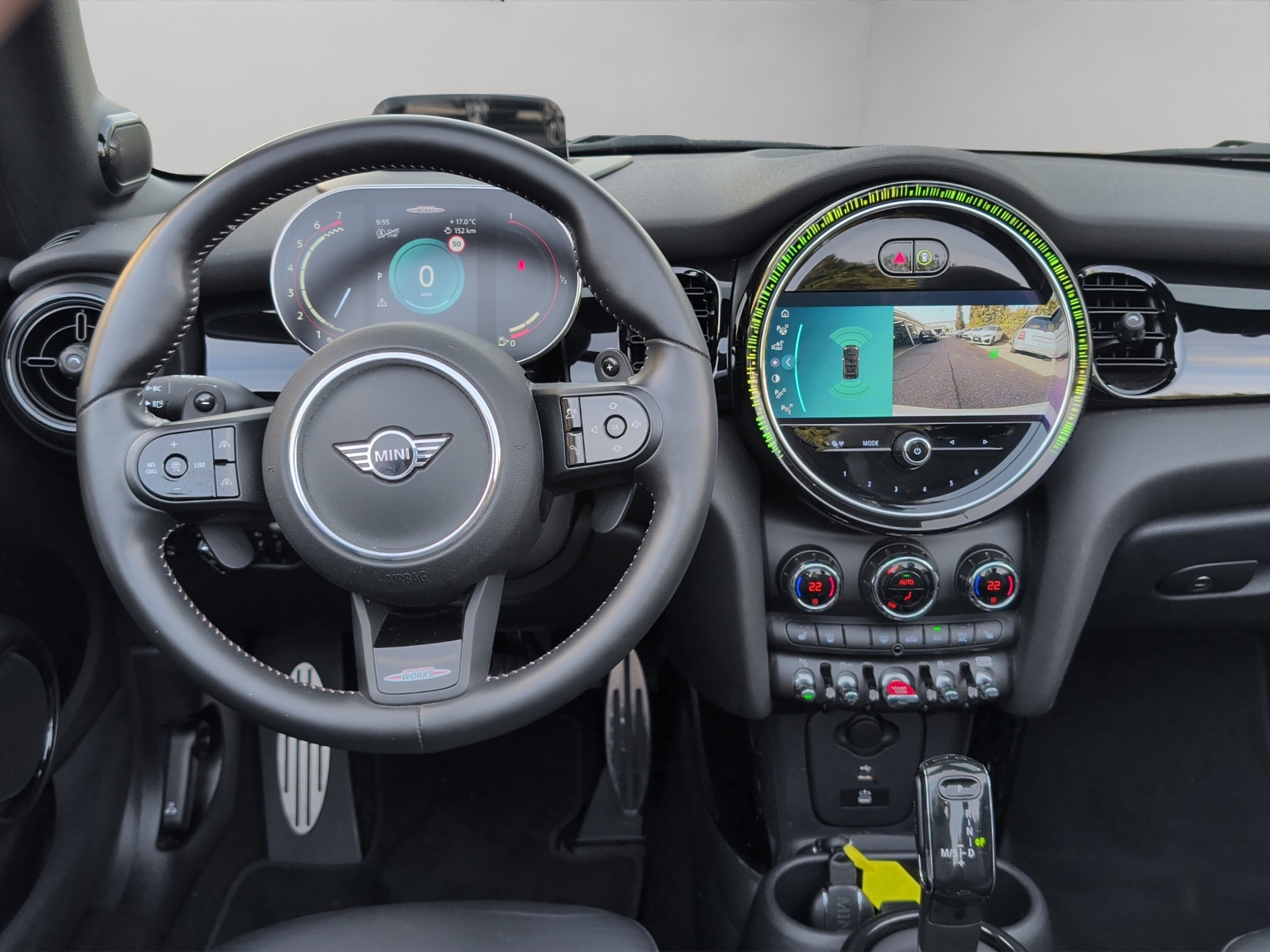 MINI Cooper John Cooper Works Cabriolet Steptronic-image-13