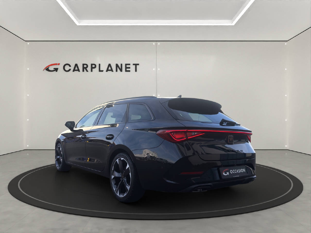 CUPRA Leon ST 2.0 TSI DSG-image-2