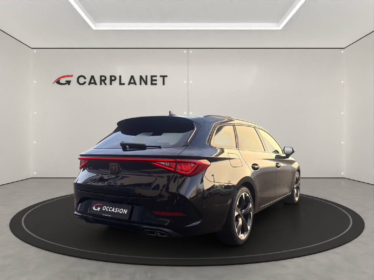 CUPRA Leon ST 2.0 TSI DSG-image-1