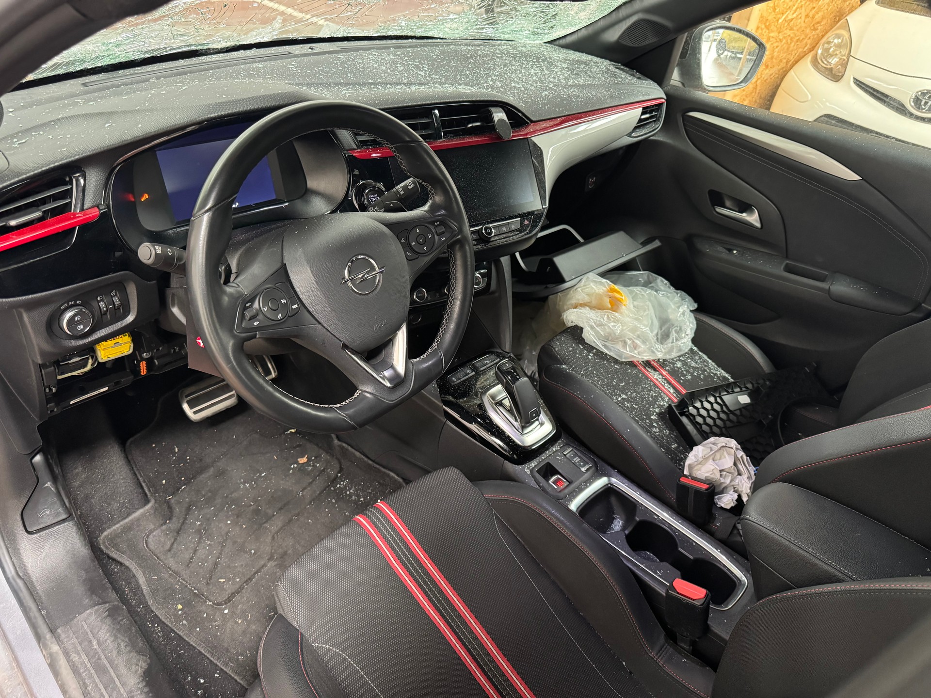 OPEL Corsa 1.2 TP GS-Line-image-15