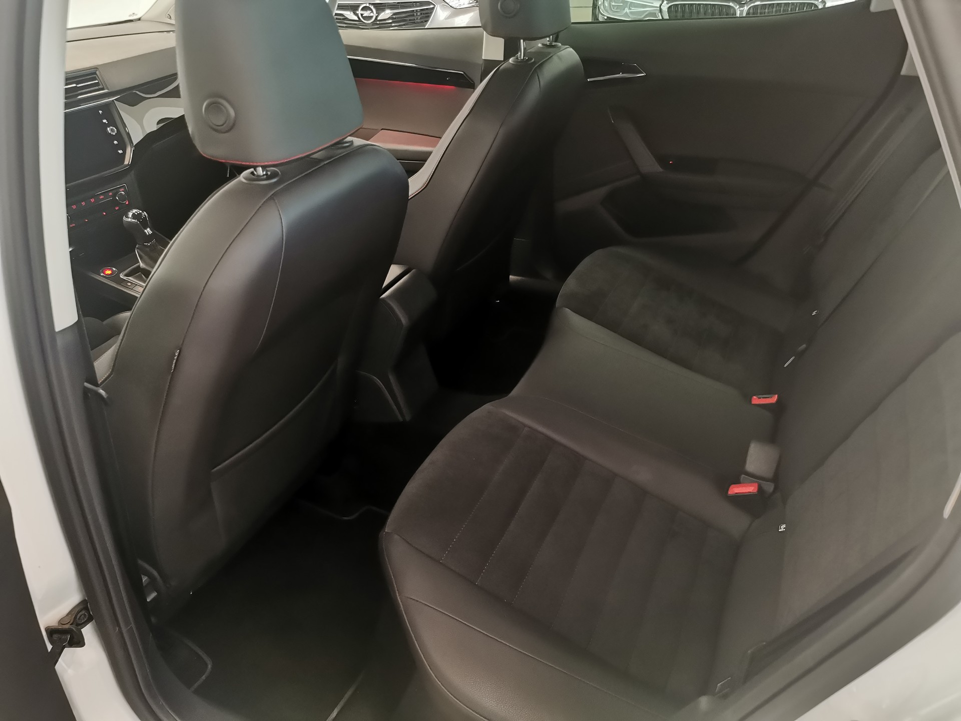 SEAT Ibiza 1.5 TSI EVO FR-image-7